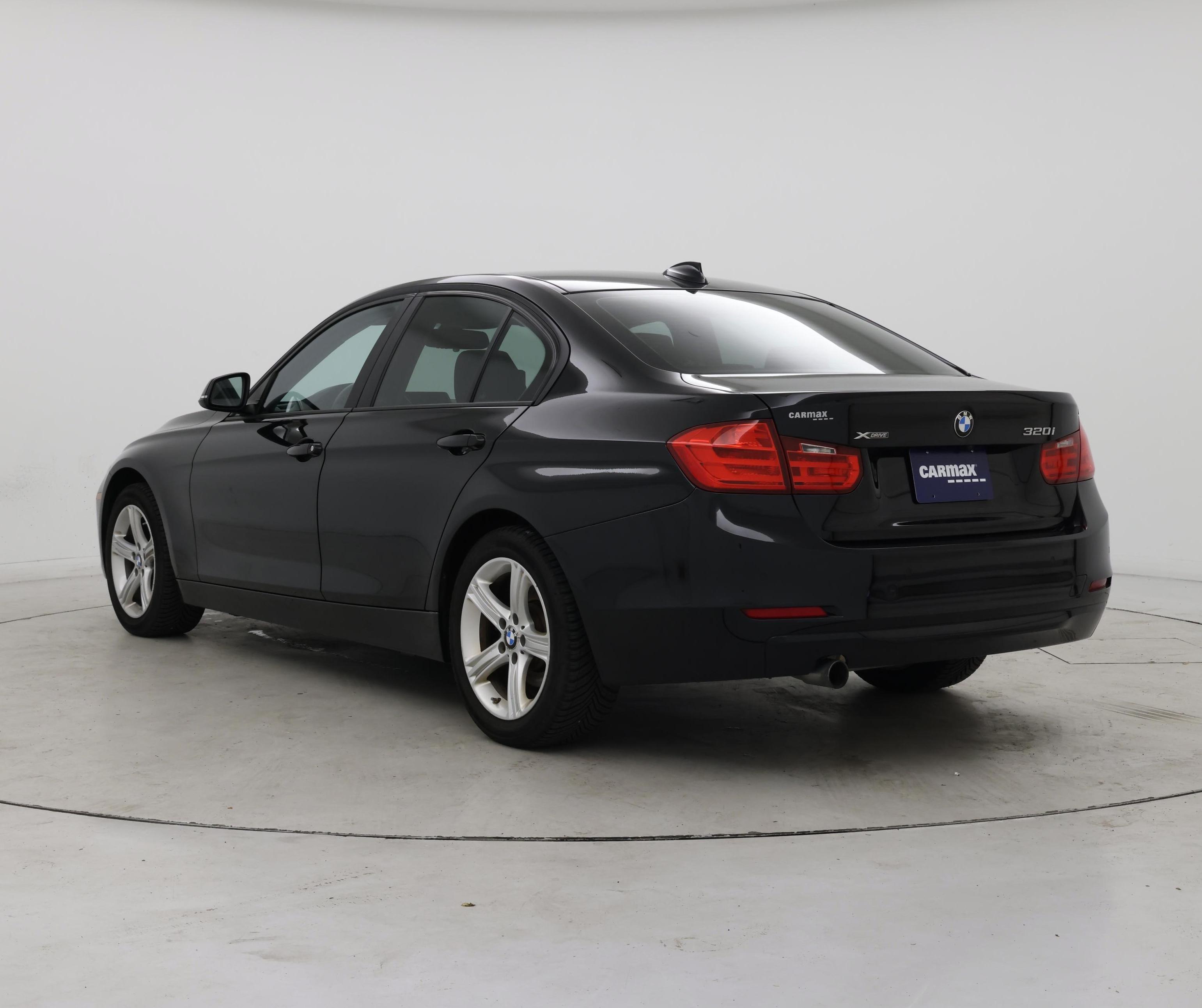 Thumbnail: 2015 BMW 3 Series - 2