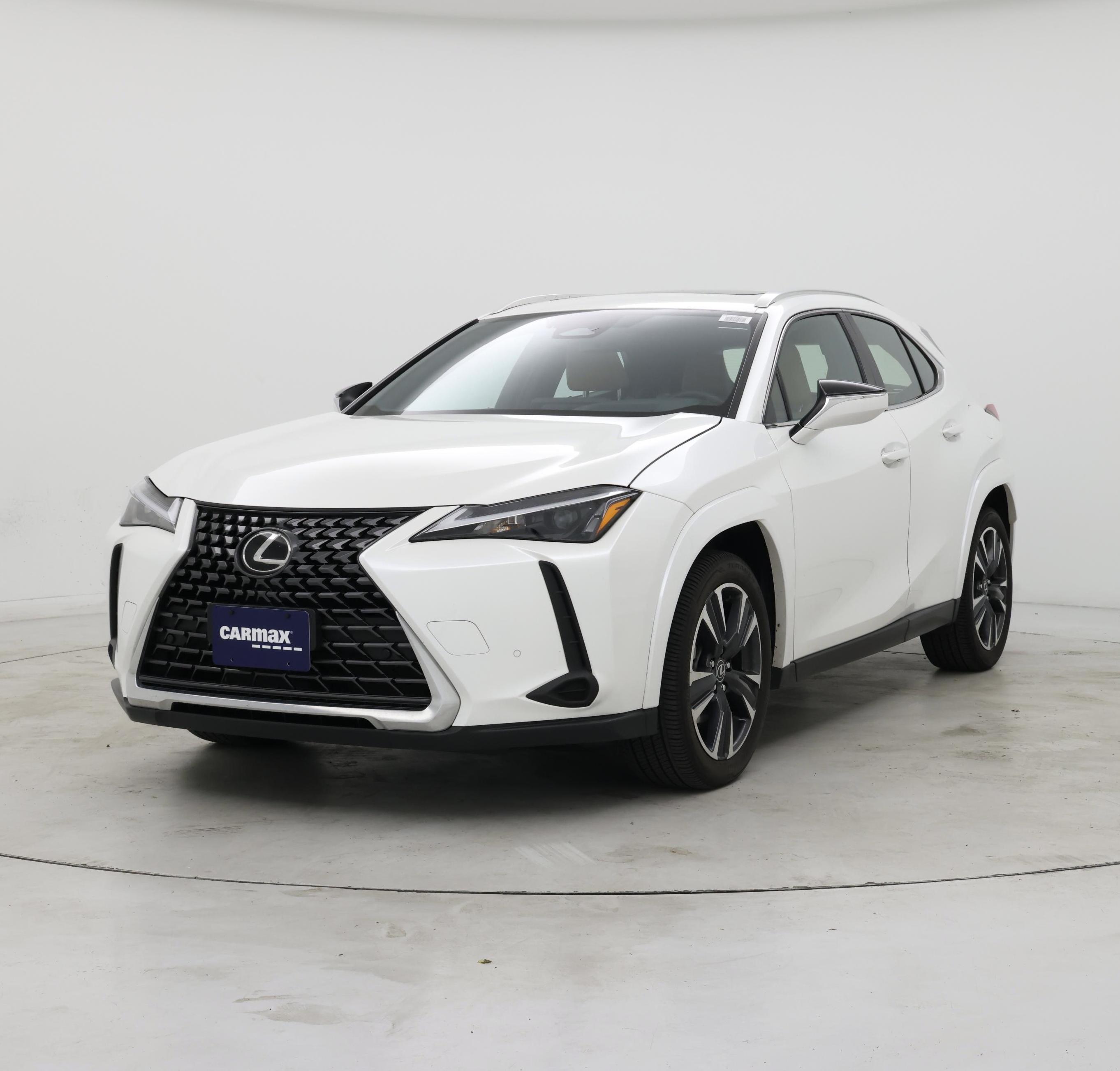 Thumbnail: 2025 Lexus UX - 4