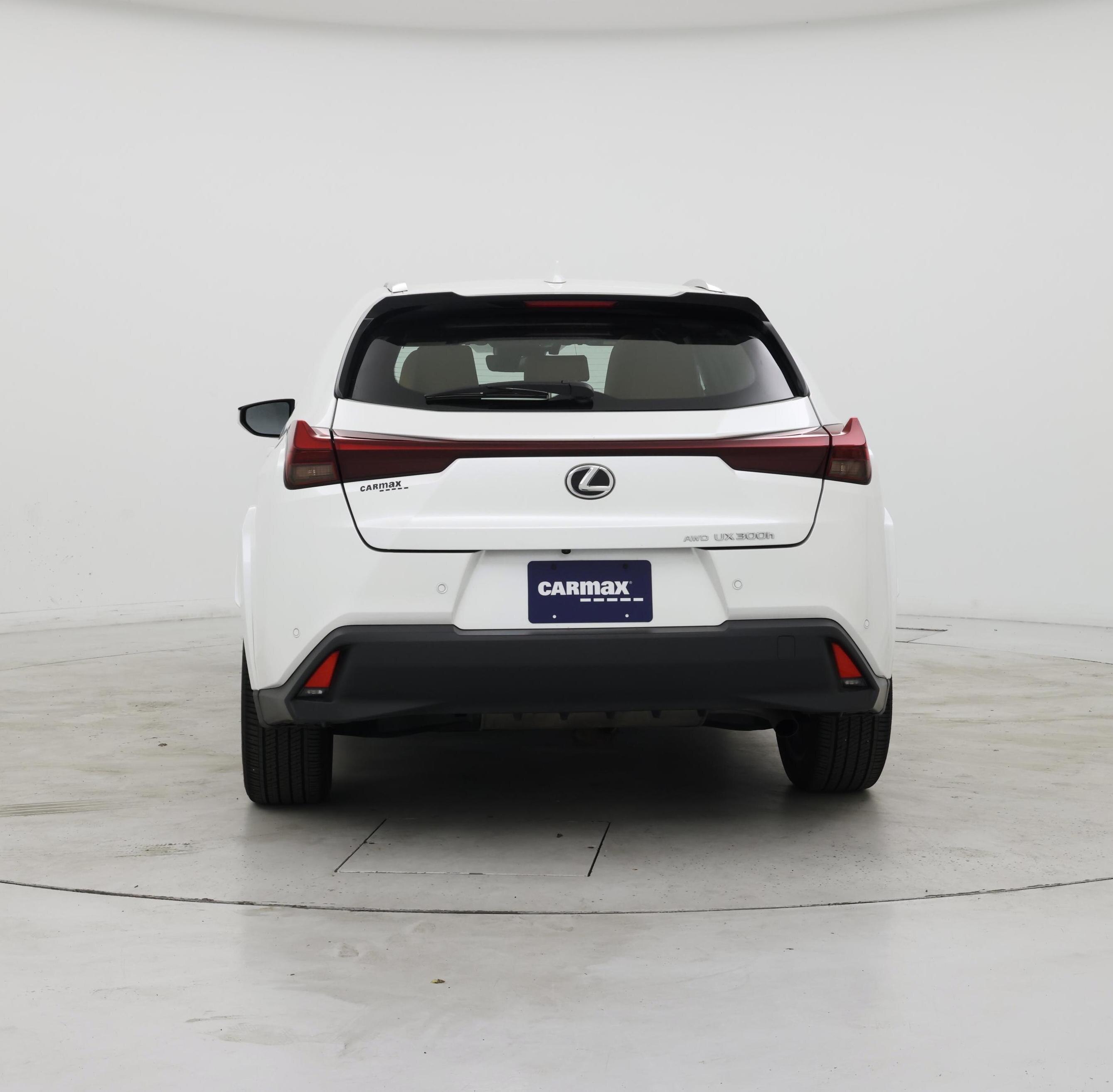 Thumbnail: 2025 Lexus UX - 6
