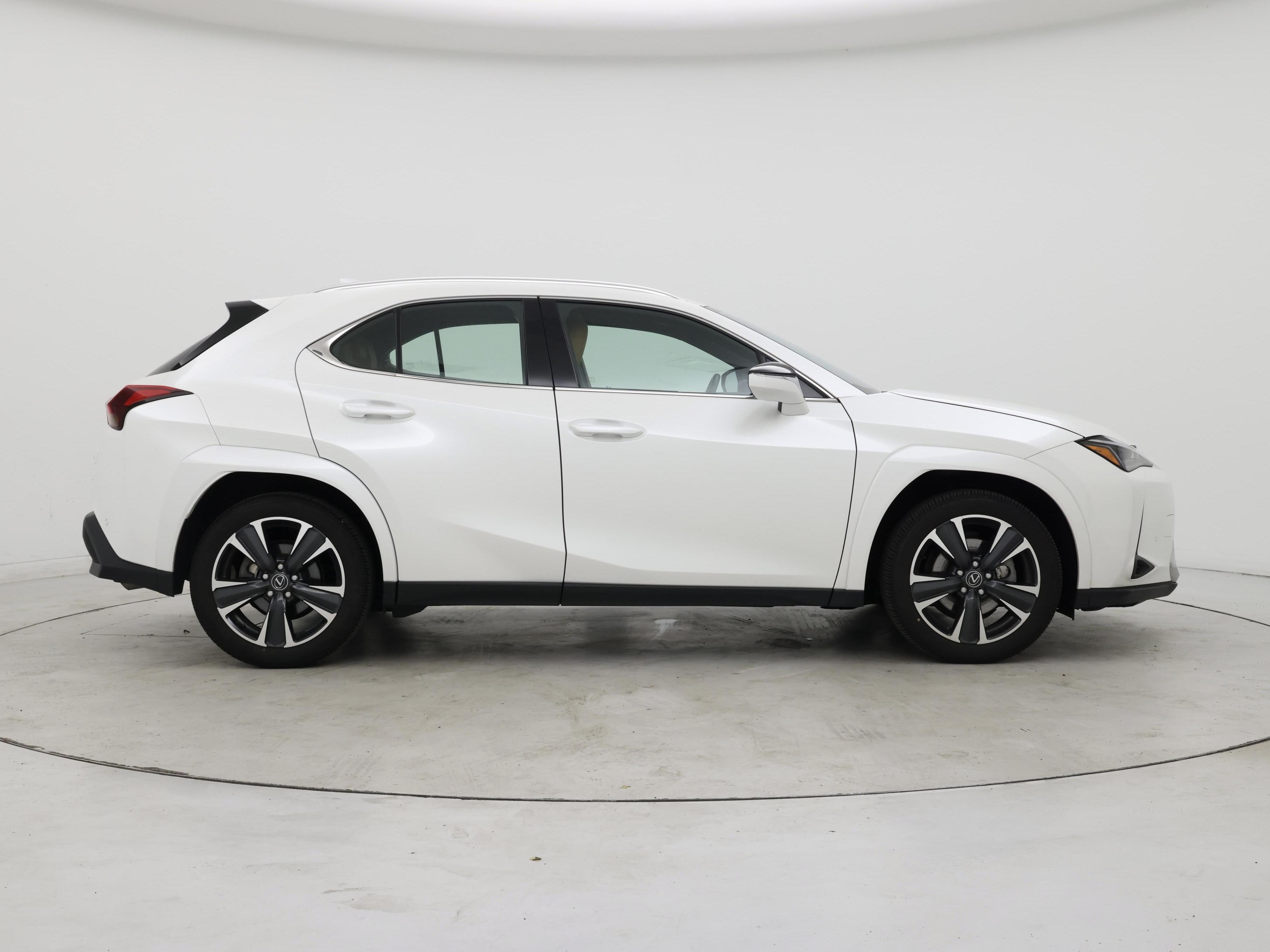 Thumbnail: 2025 Lexus UX - 7