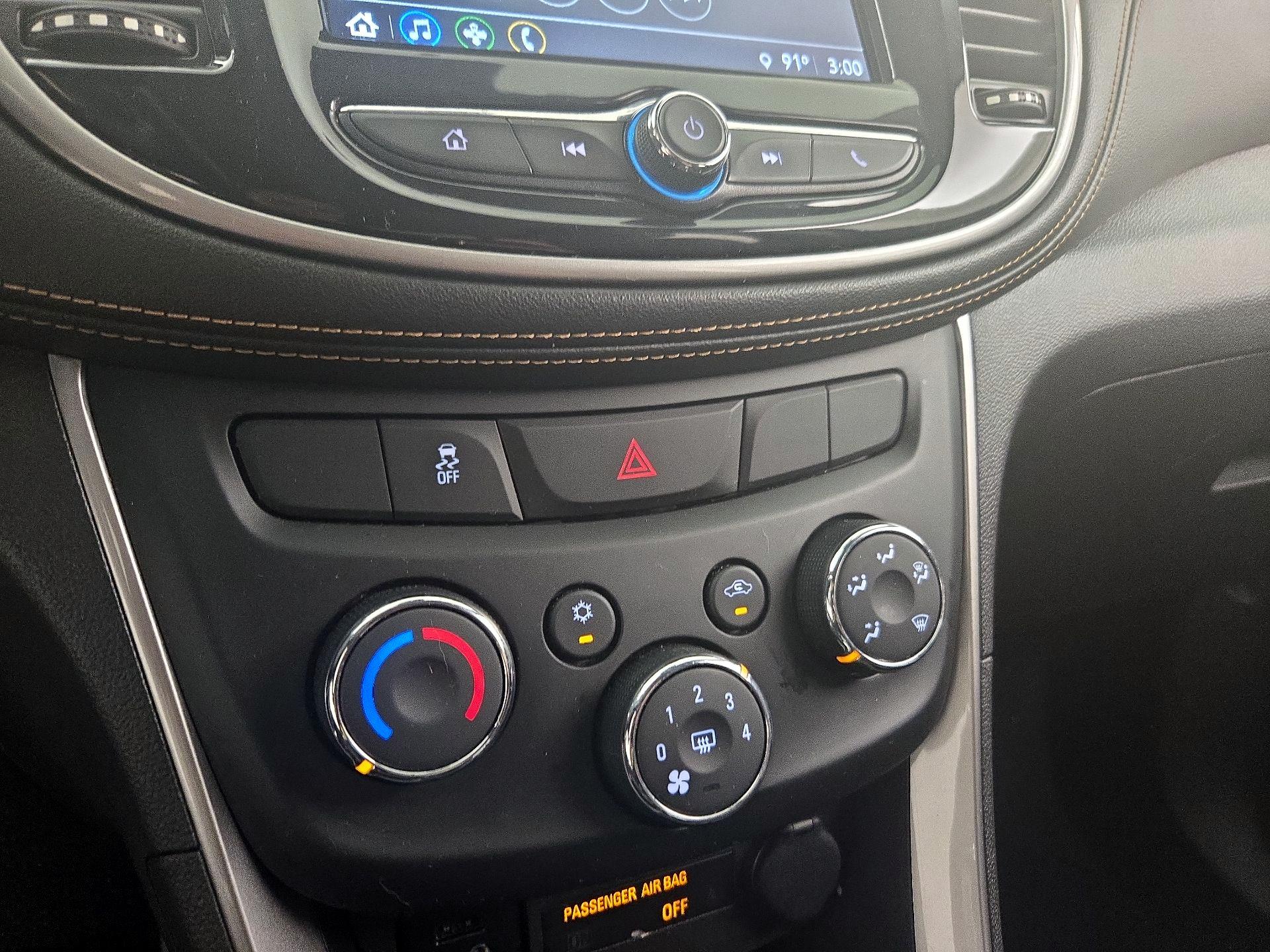 Thumbnail: 2018 Chevrolet Trax - 15