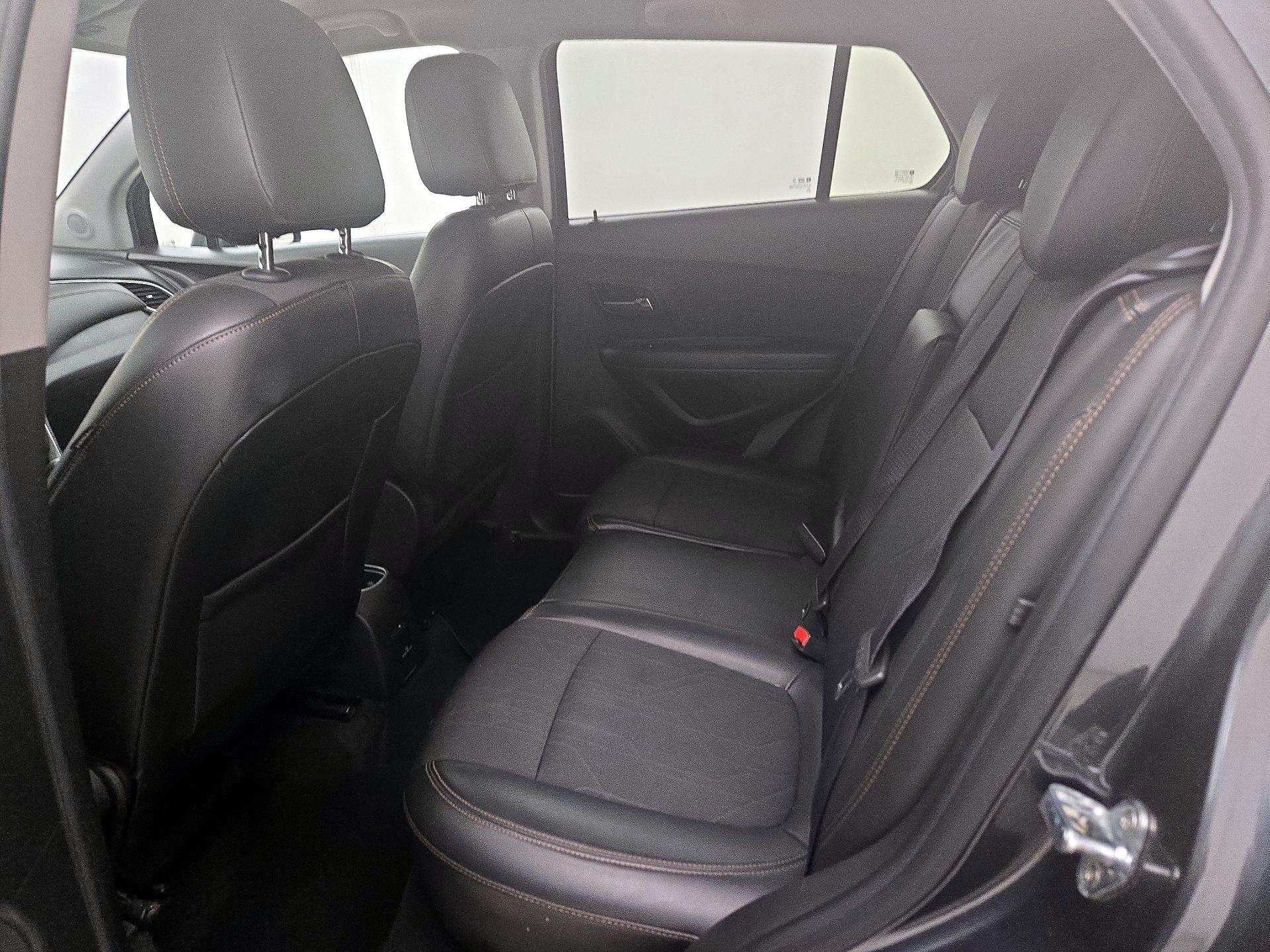 Thumbnail: 2018 Chevrolet Trax - 17