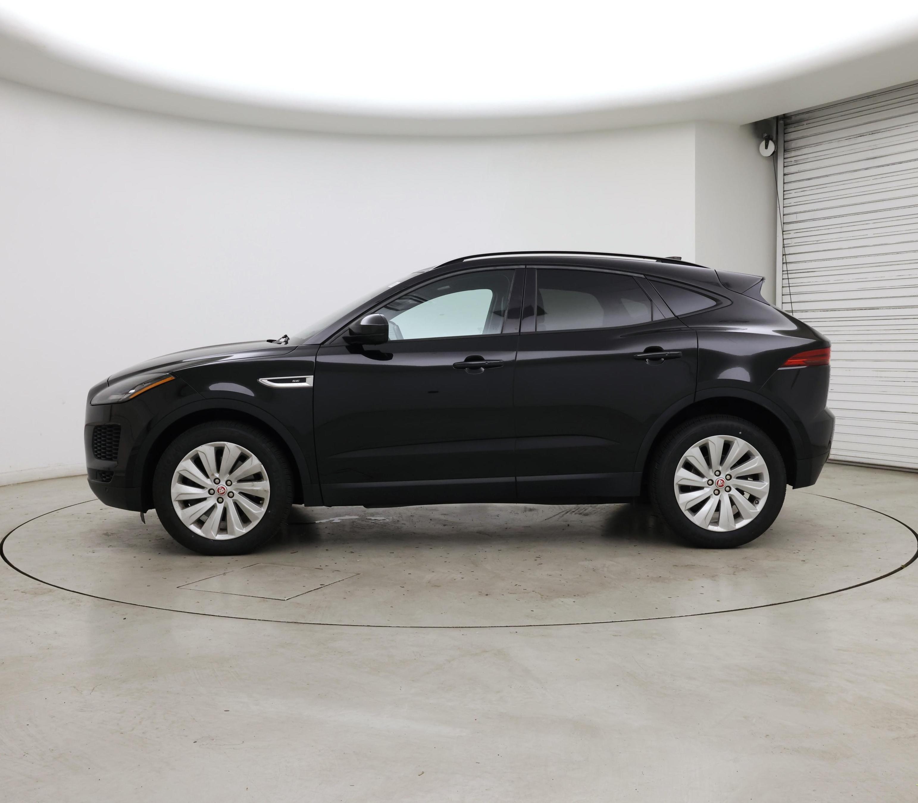 Thumbnail: 2020 Jaguar E-Pace - 3