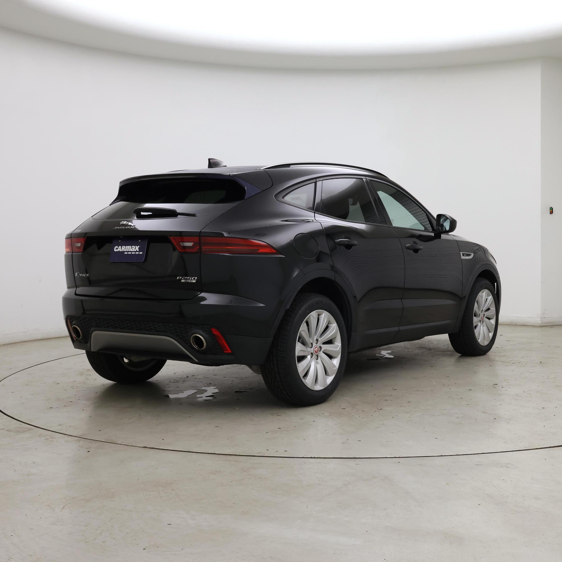 Thumbnail: 2020 Jaguar E-Pace - 8