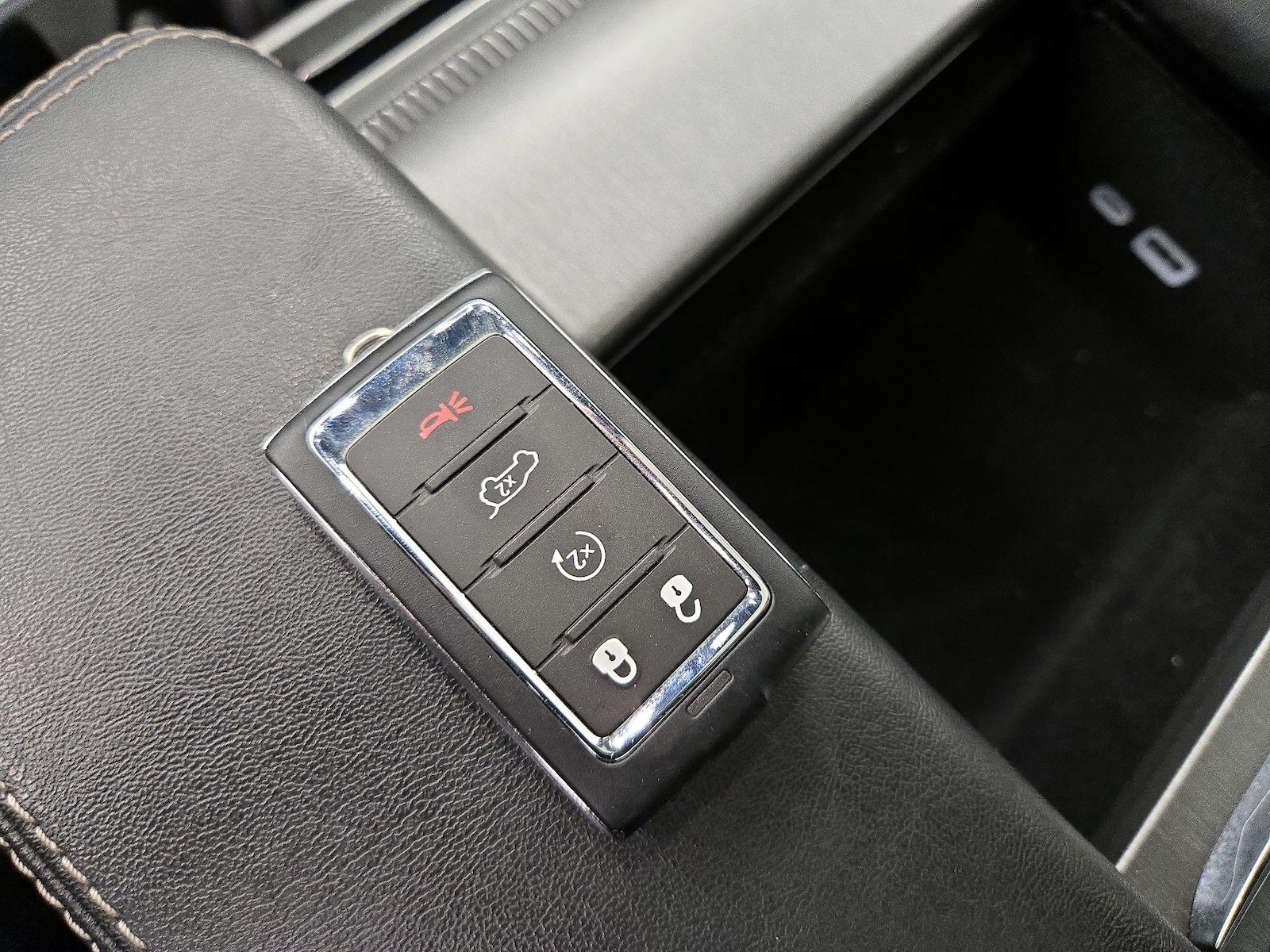 2025 Jeep Wagoneer Series I - Photo 26