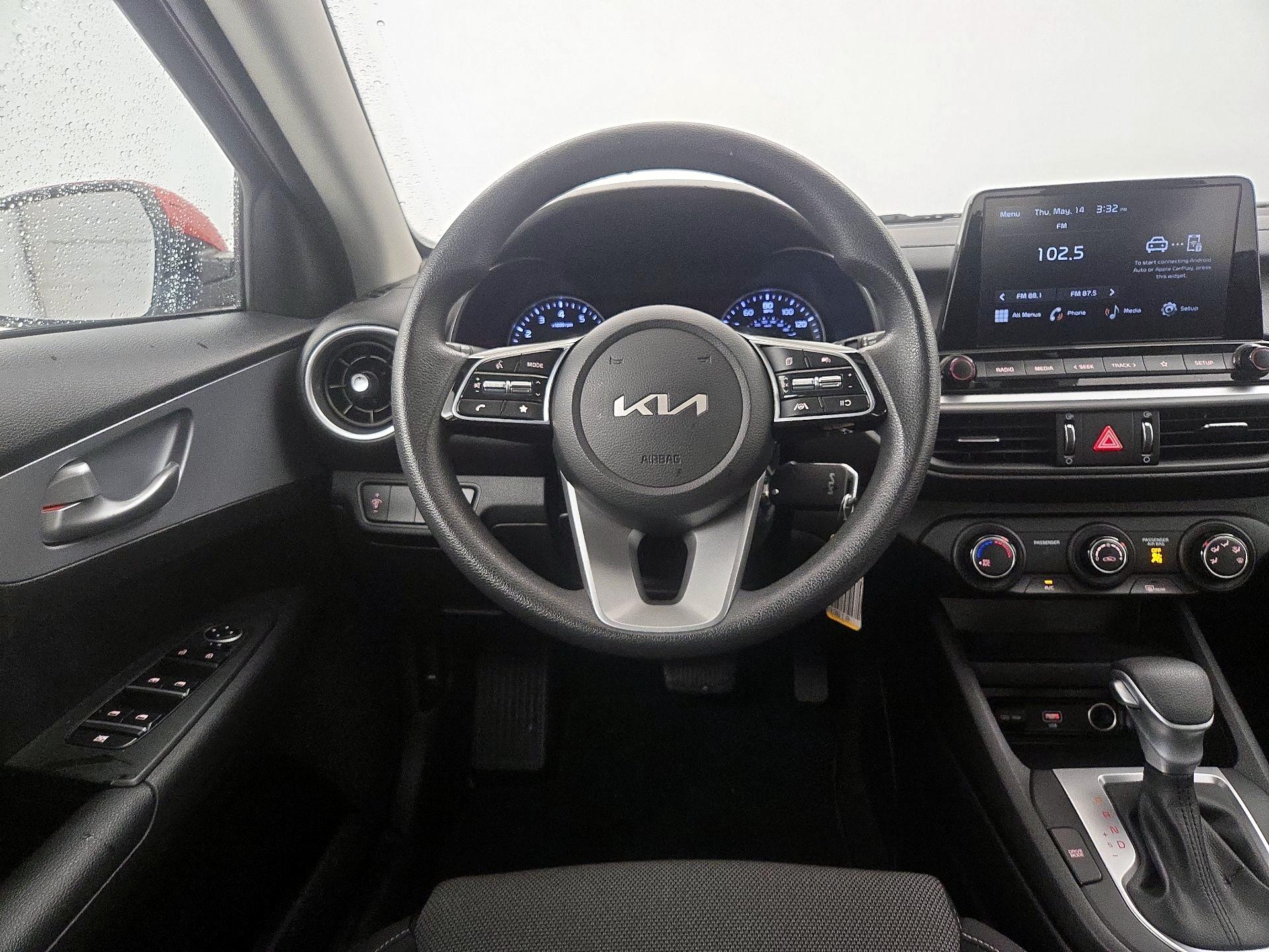 Thumbnail: 2023 Kia Forte - 10