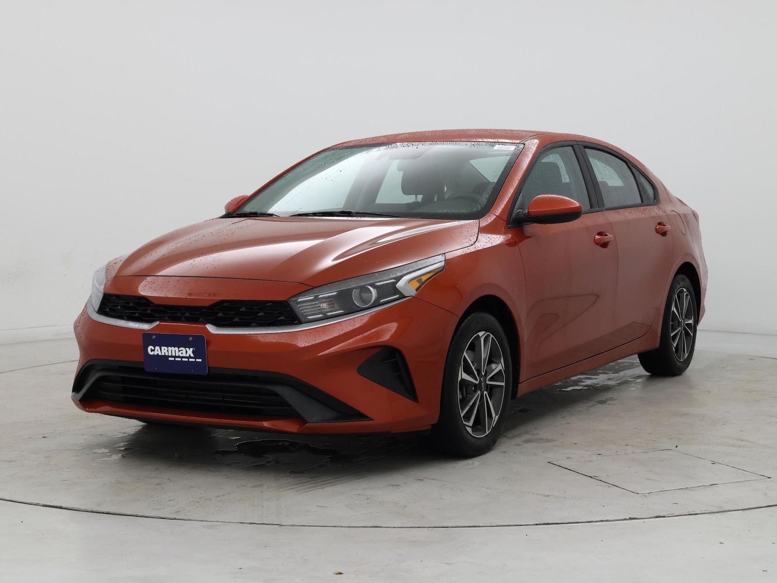 2023 Kia Forte LXS - Photo 5