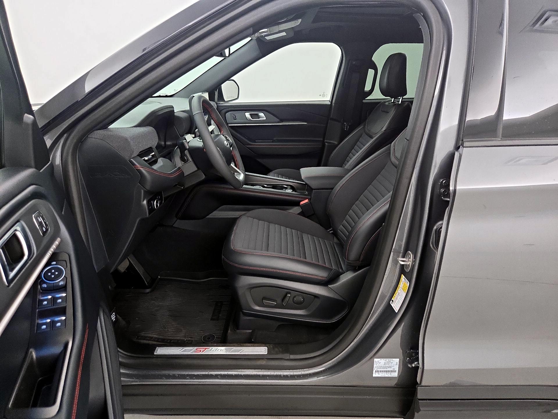 Thumbnail: 2026 Ford Explorer - 11