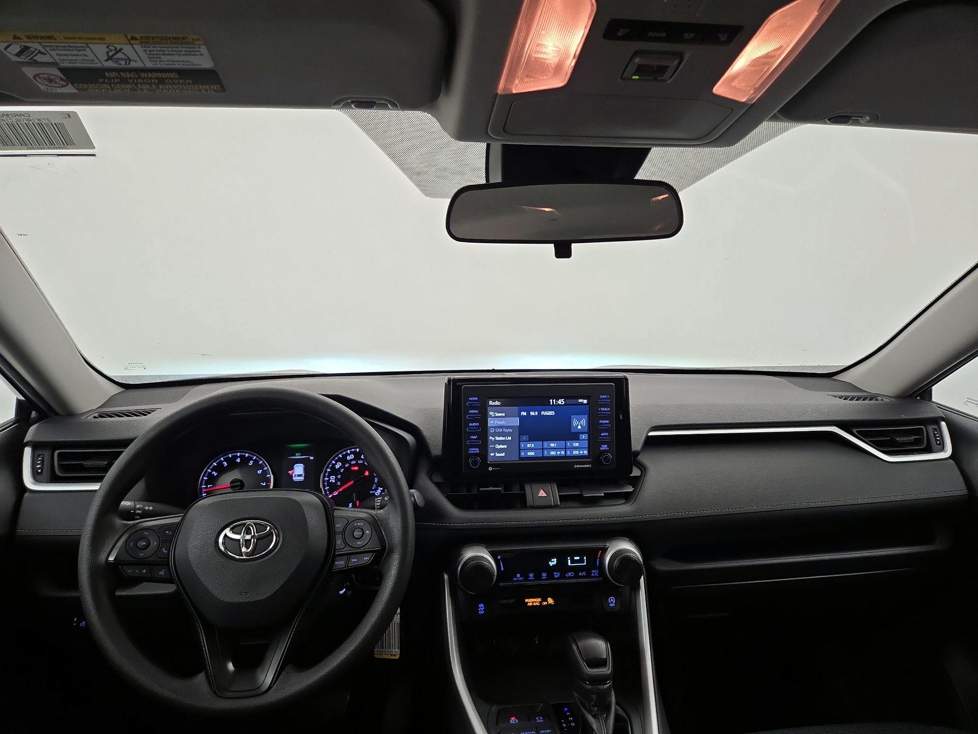Thumbnail: 2020 Toyota RAV4 - 9