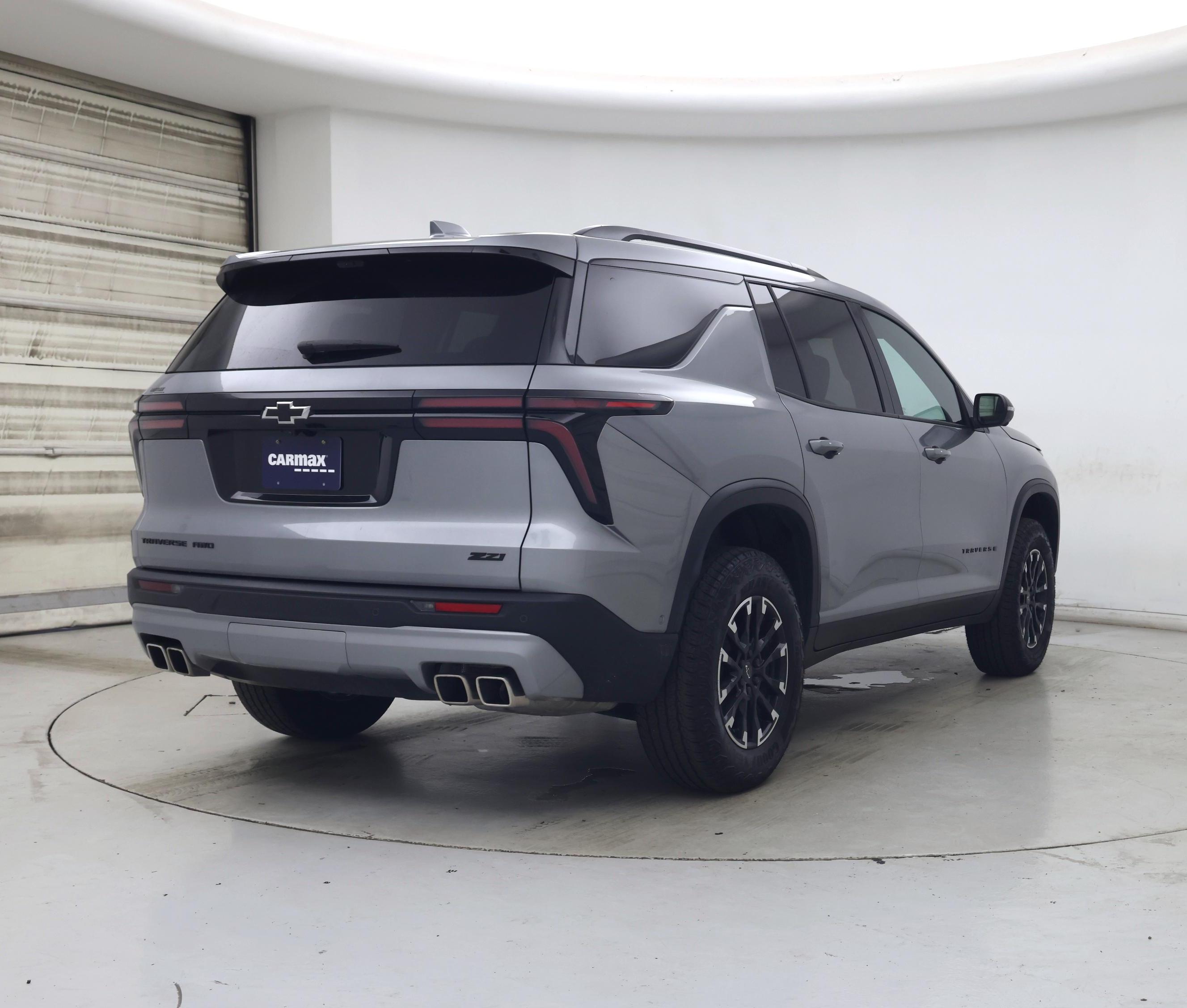 Thumbnail: 2025 Chevrolet Traverse - 8
