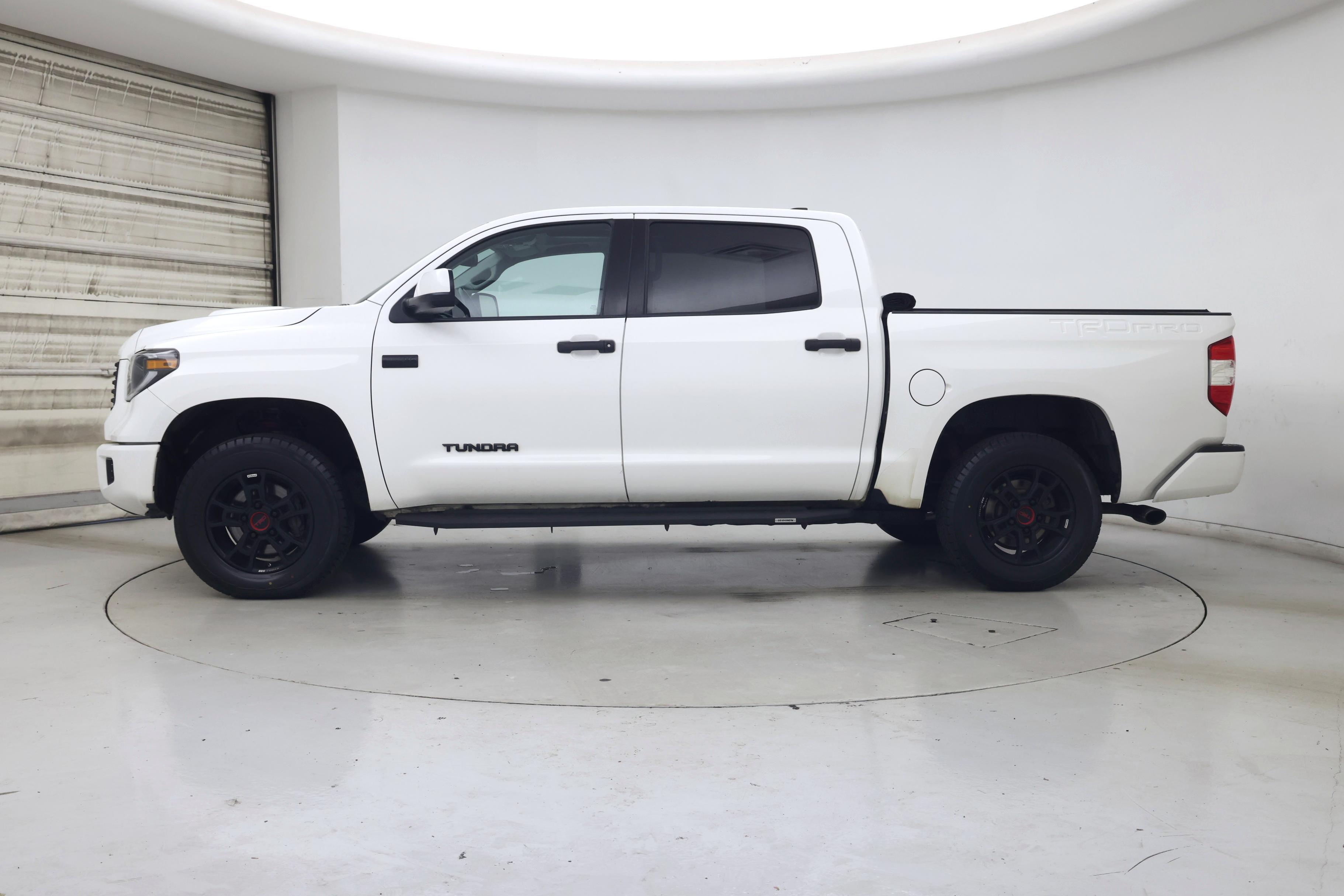 Thumbnail: 2020 Toyota Tundra - 3
