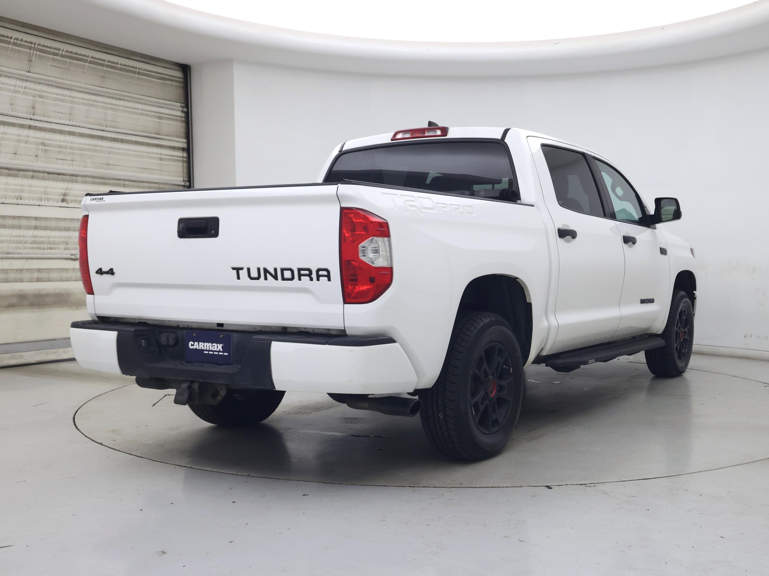 Thumbnail: 2020 Toyota Tundra - 8
