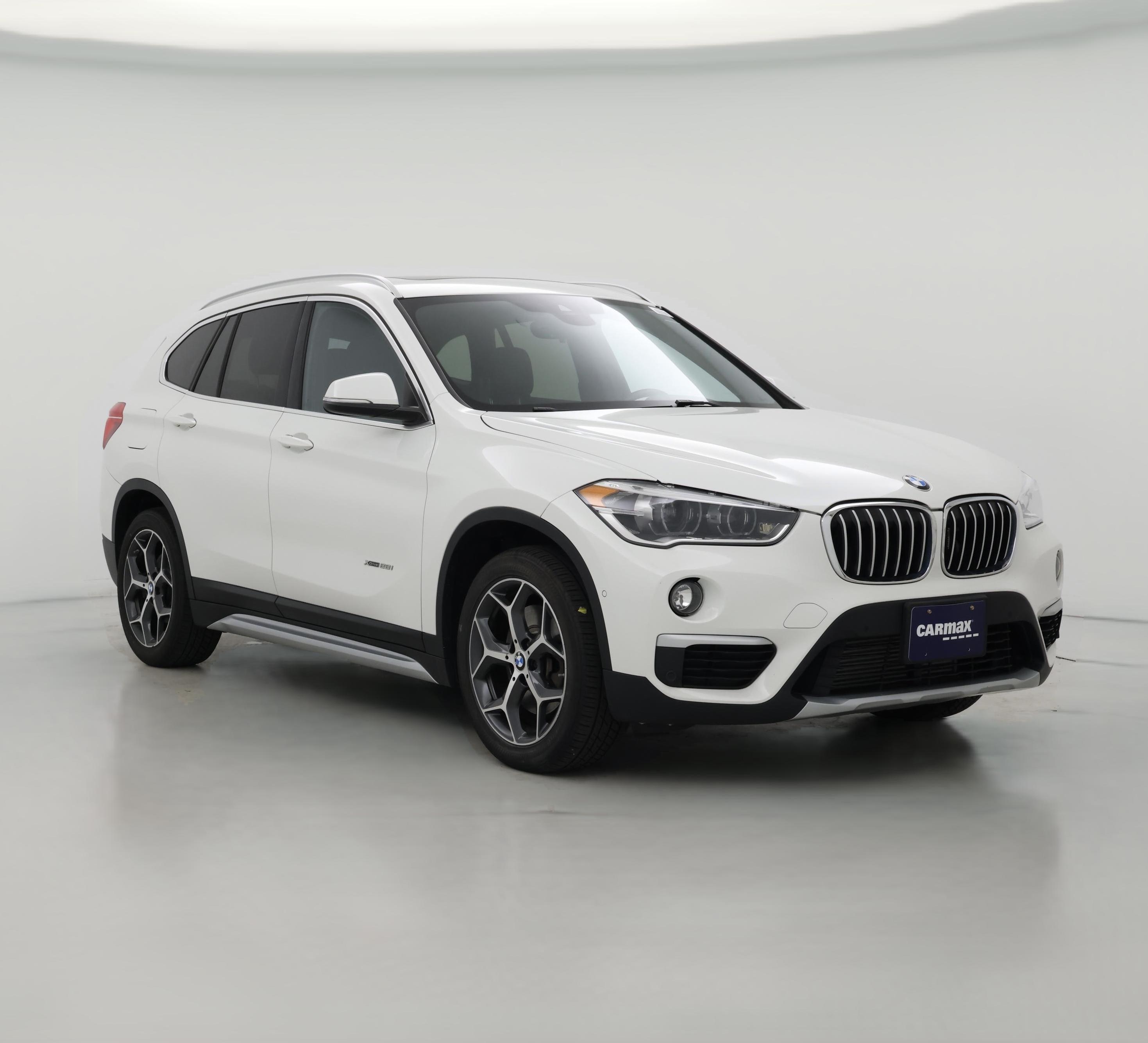 Thumbnail: 2017 BMW X1 - 1