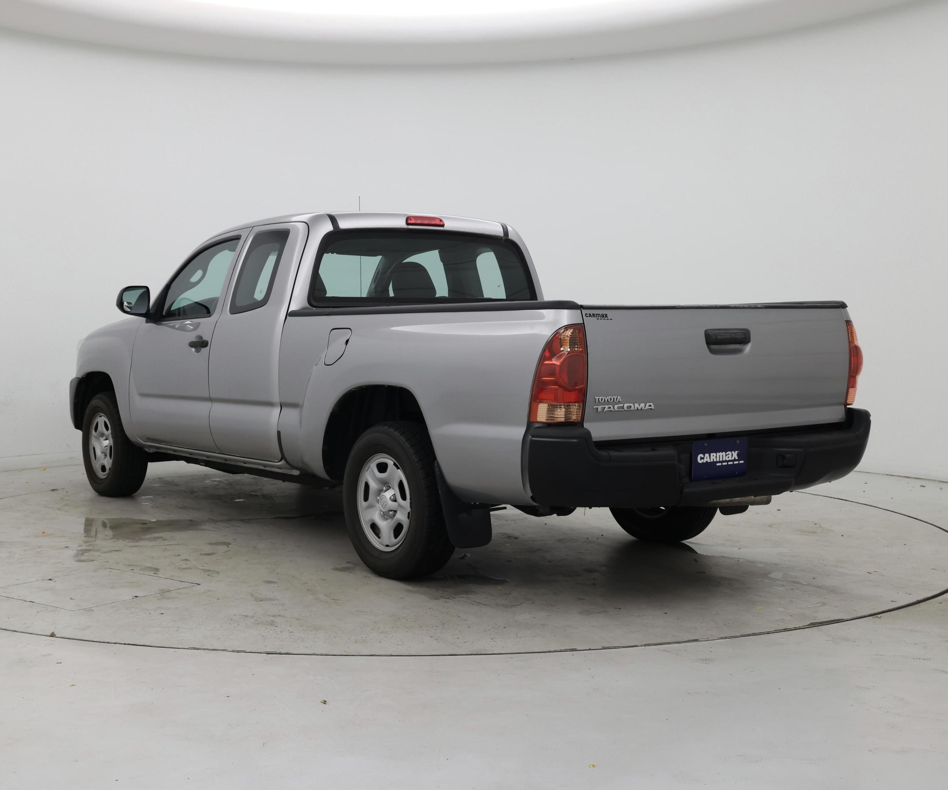 Thumbnail: 2015 Toyota Tacoma - 2