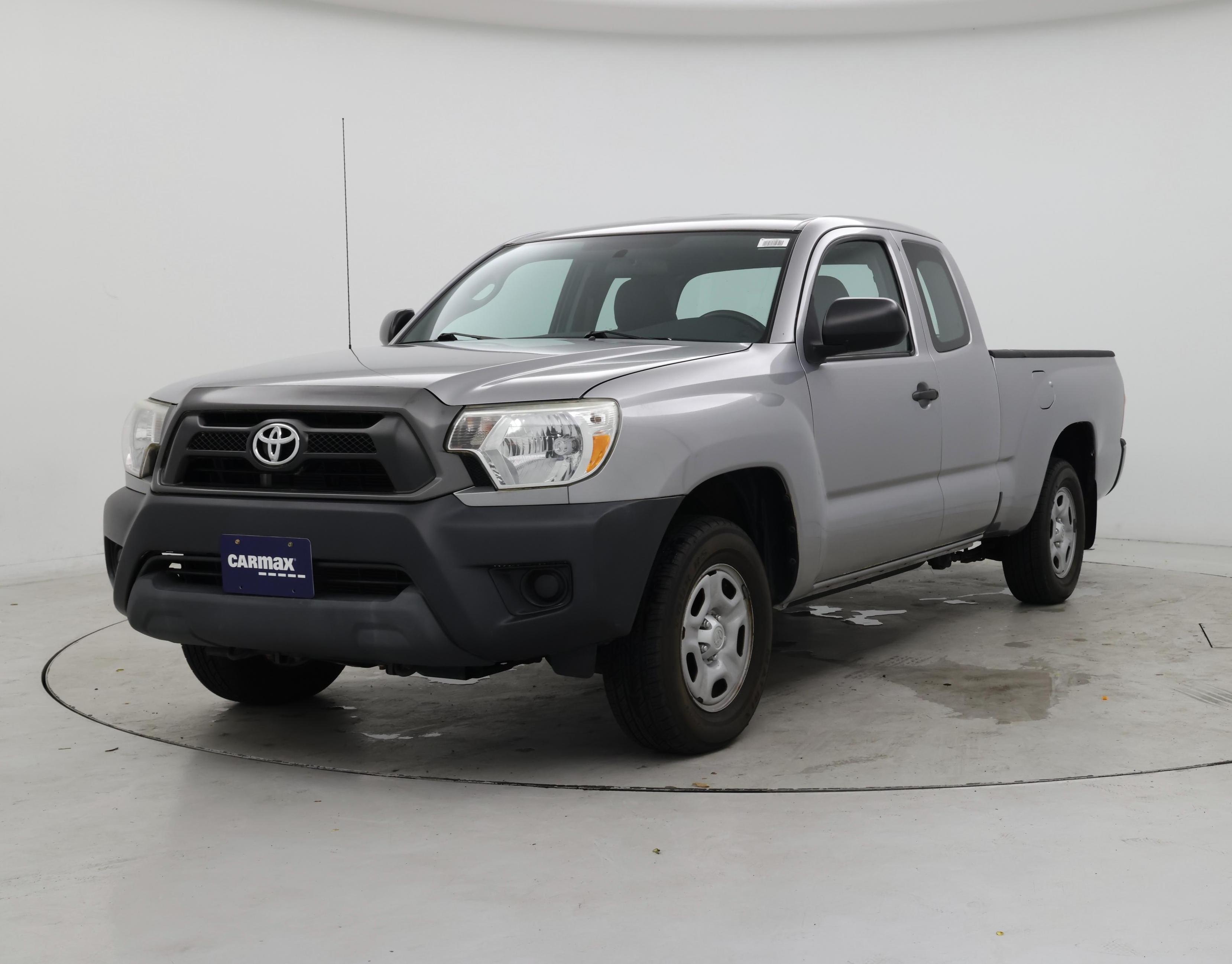 Thumbnail: 2015 Toyota Tacoma - 4