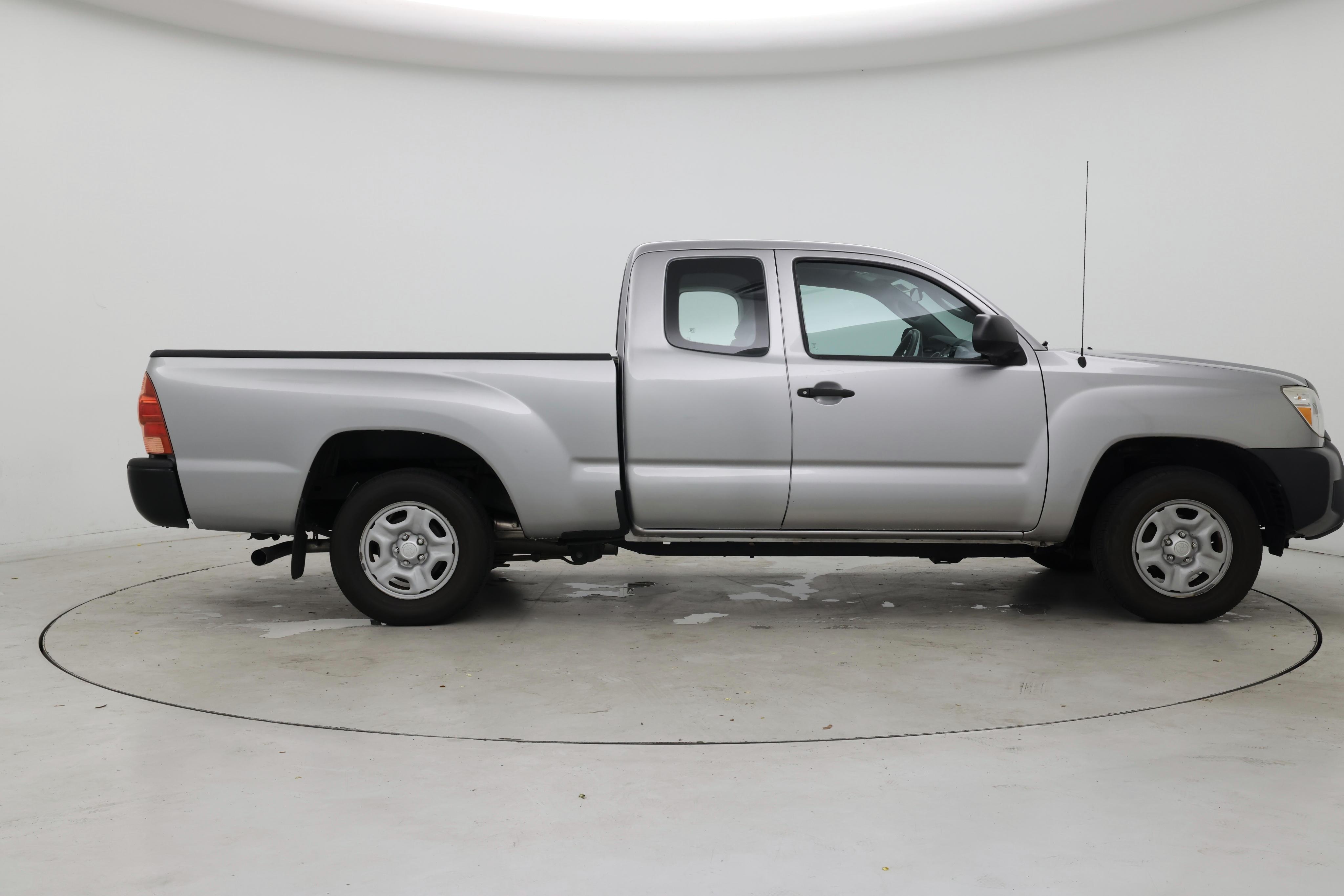 Thumbnail: 2015 Toyota Tacoma - 7