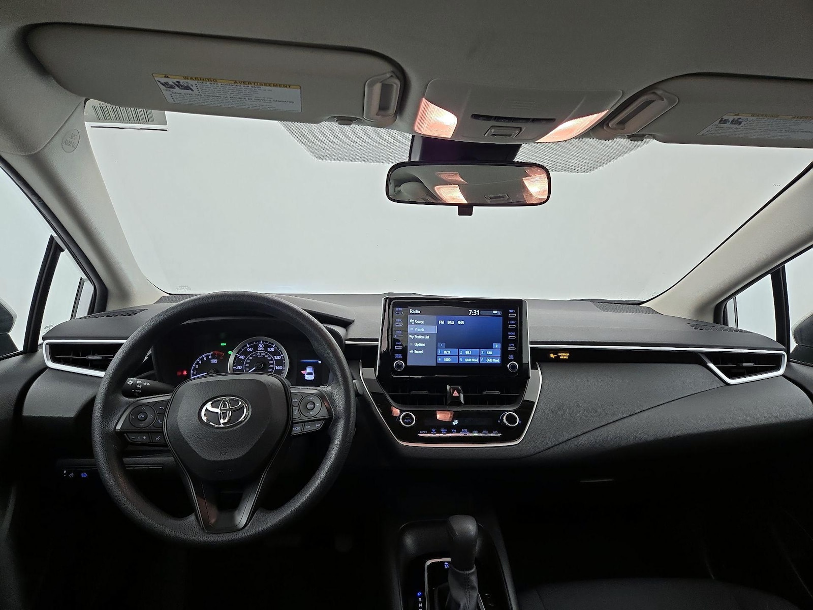 2020 Toyota Corolla LE - Photo 10