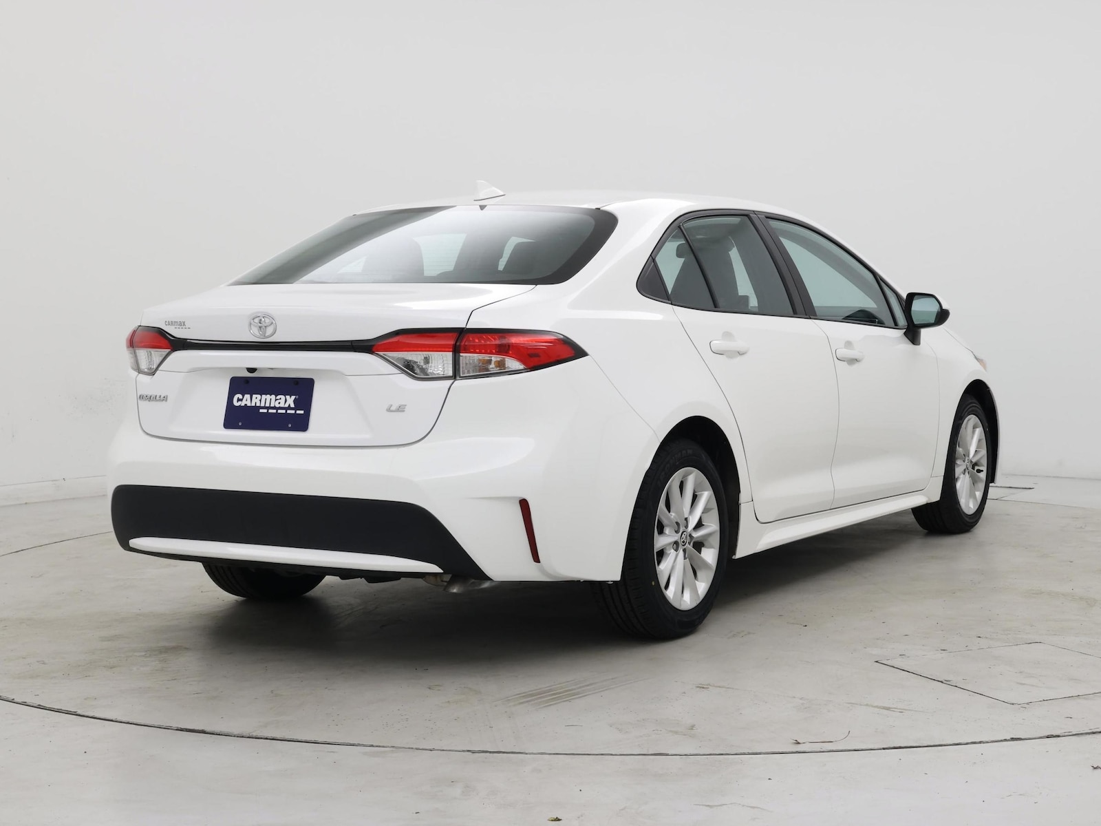 2020 Toyota Corolla LE - Photo 9