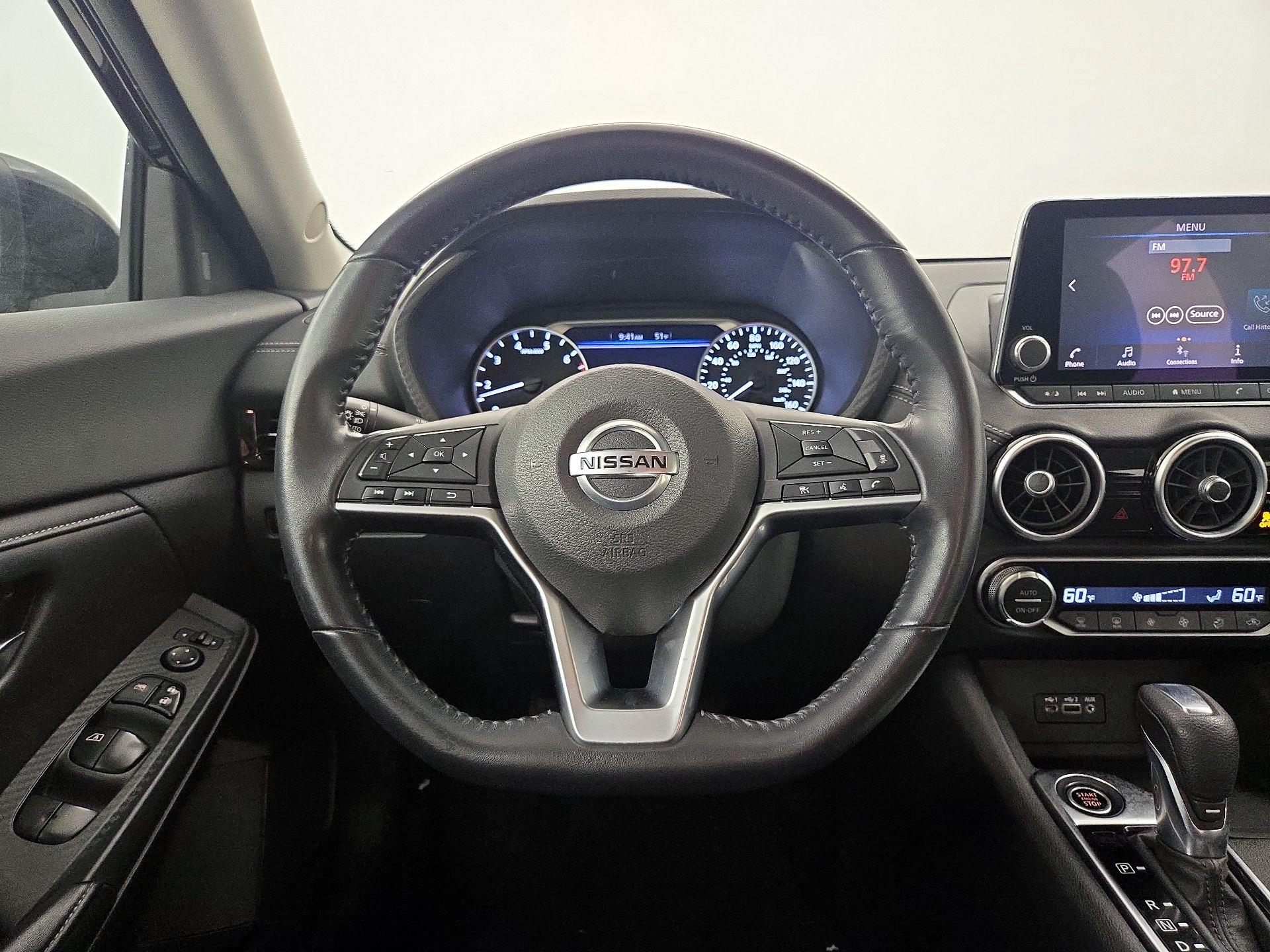 Thumbnail: 2020 Nissan Sentra - 10