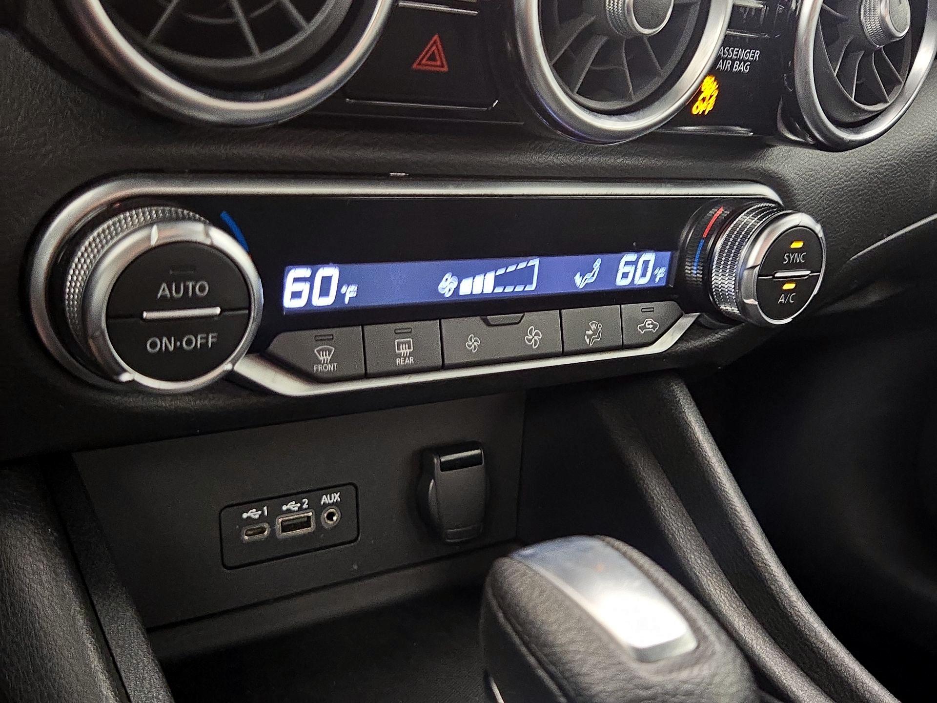 Thumbnail: 2020 Nissan Sentra - 16