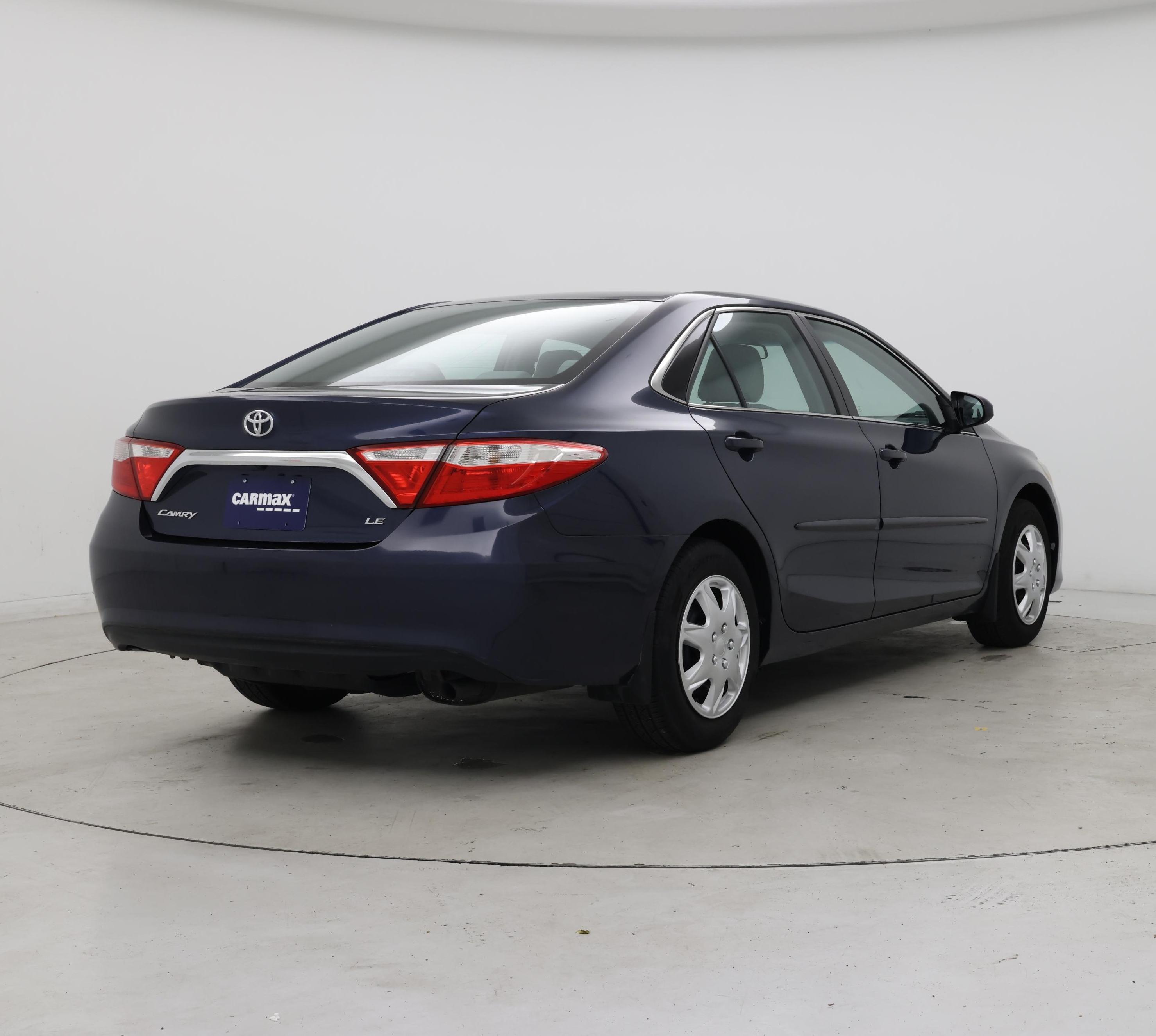 Thumbnail: 2015 Toyota Camry - 8