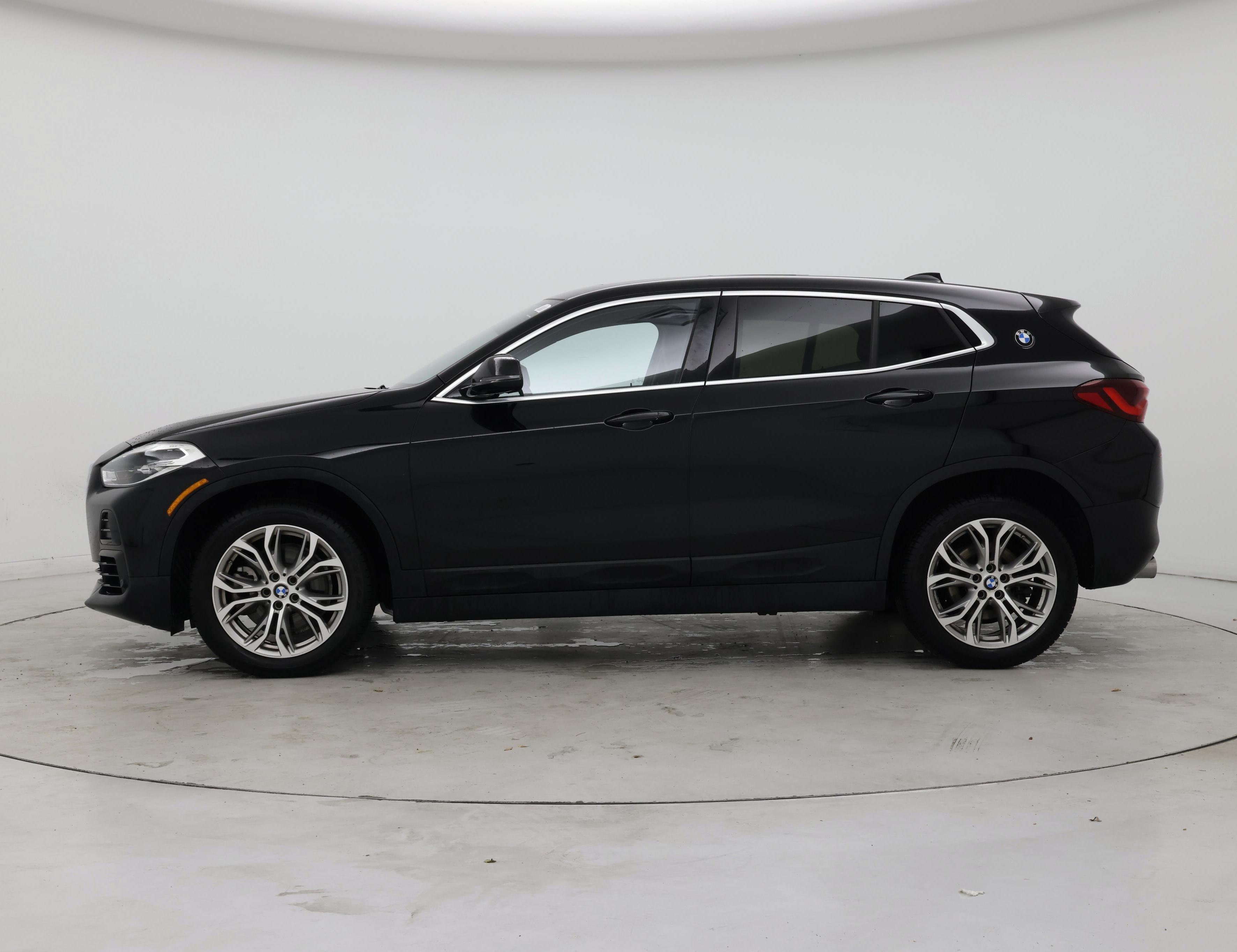 Thumbnail: 2021 BMW X2 - 3