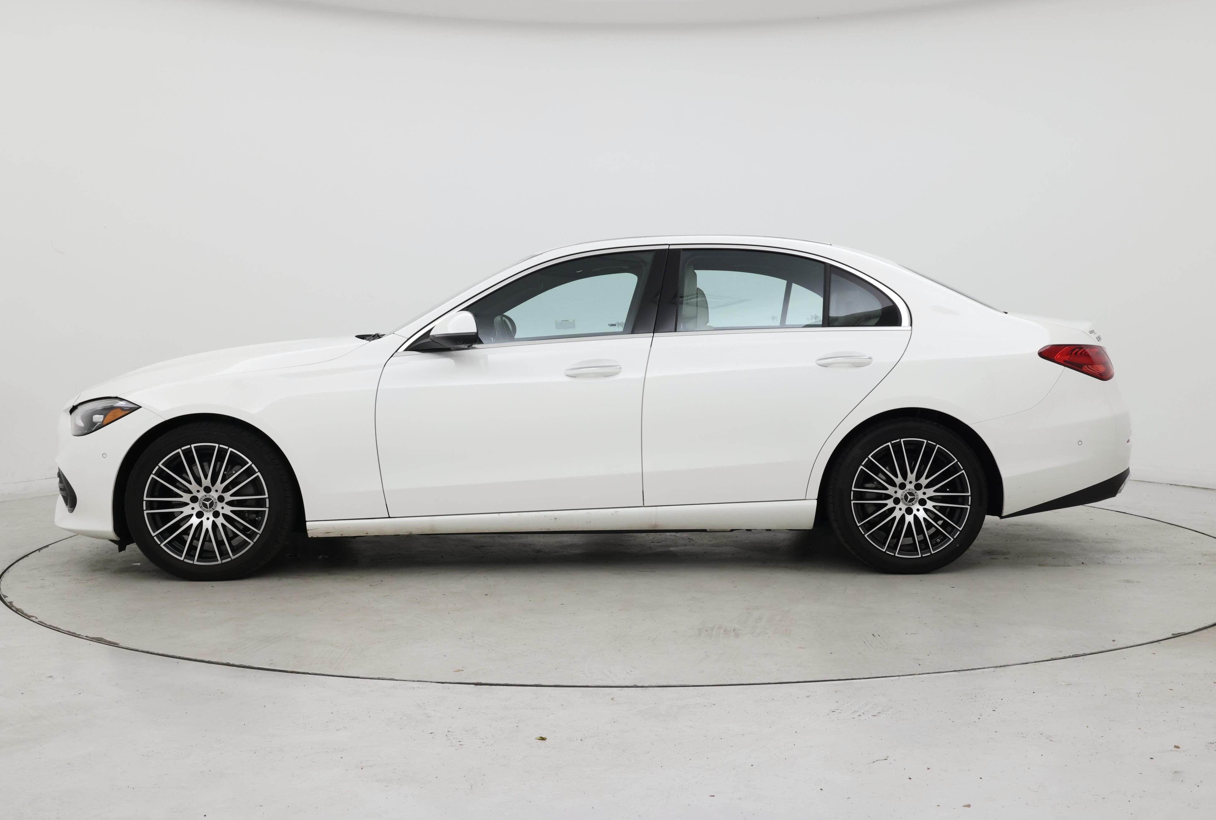 Thumbnail: 2024 Mercedes-Benz C-Class - 3