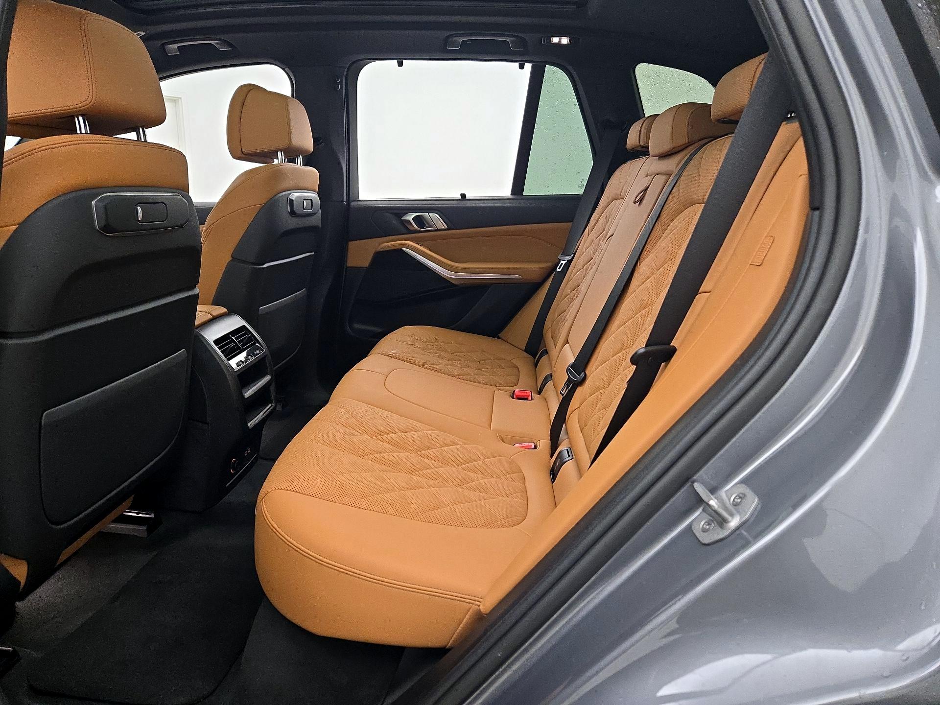 Thumbnail: 2024 BMW X5 - 18