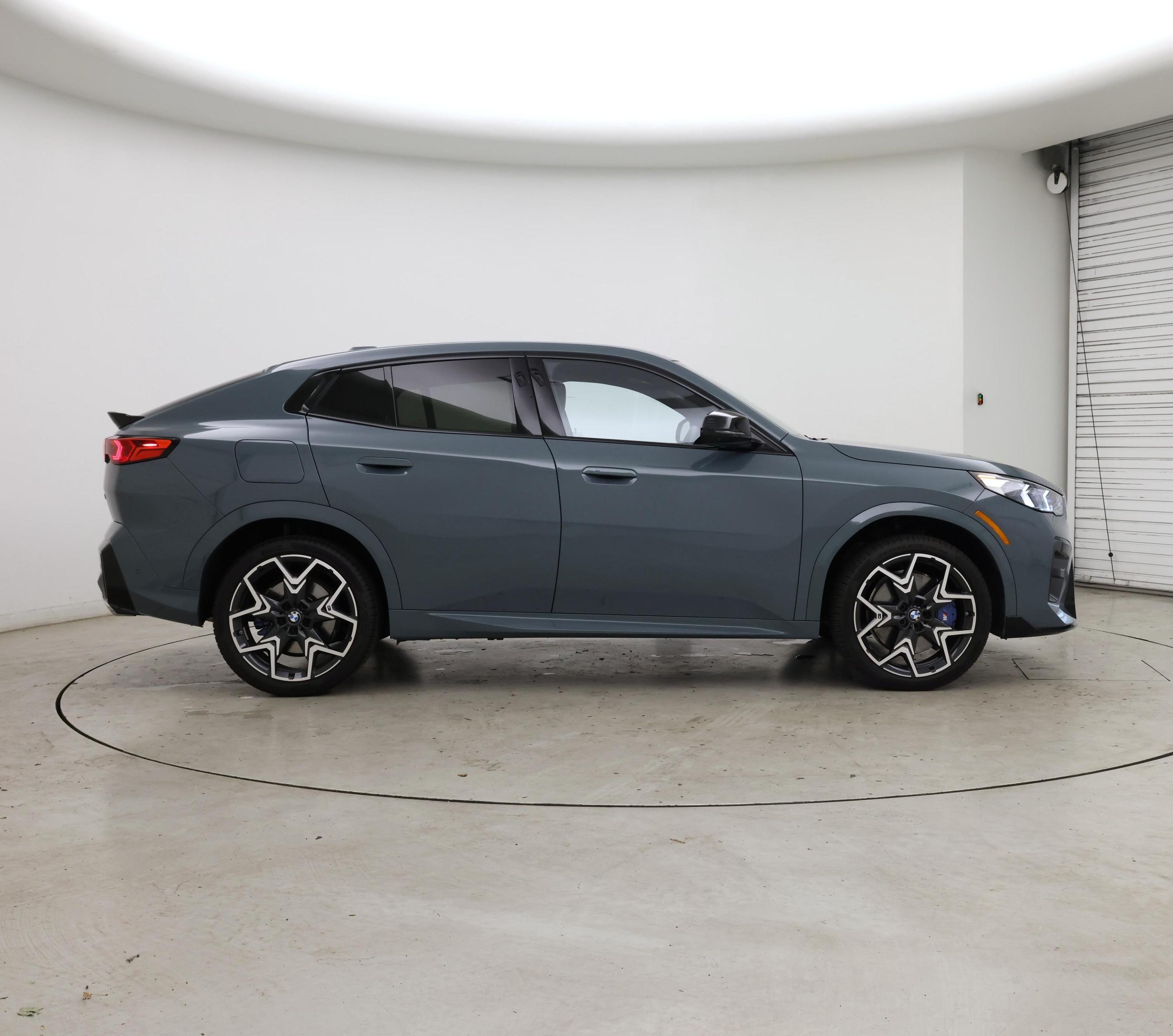 Thumbnail: 2025 BMW X2 - 7