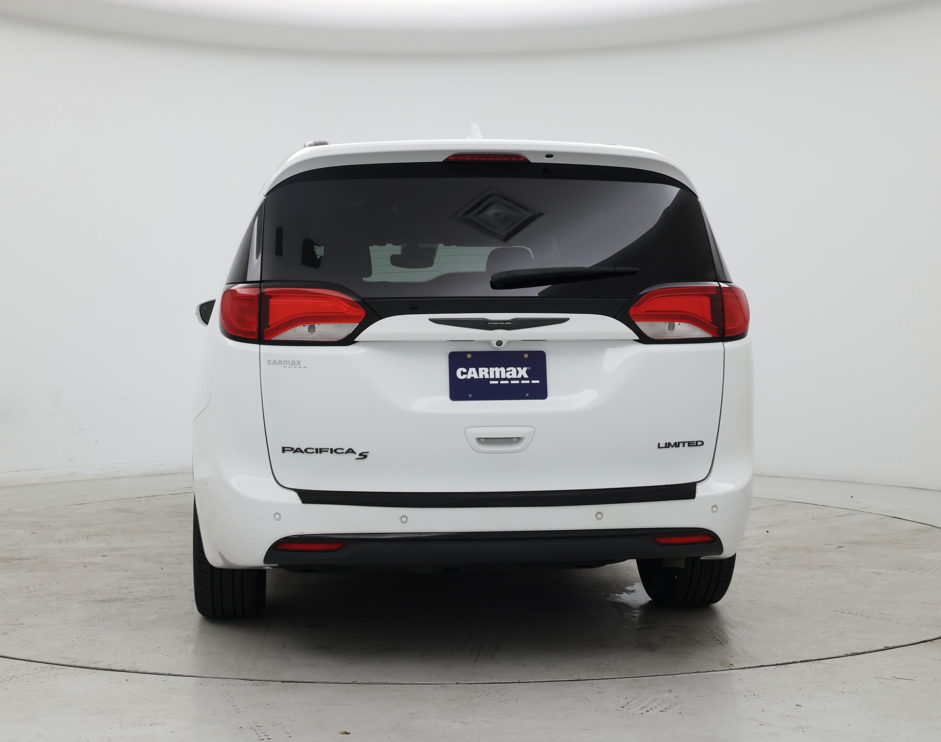 Thumbnail: 2019 Chrysler Pacifica - 6