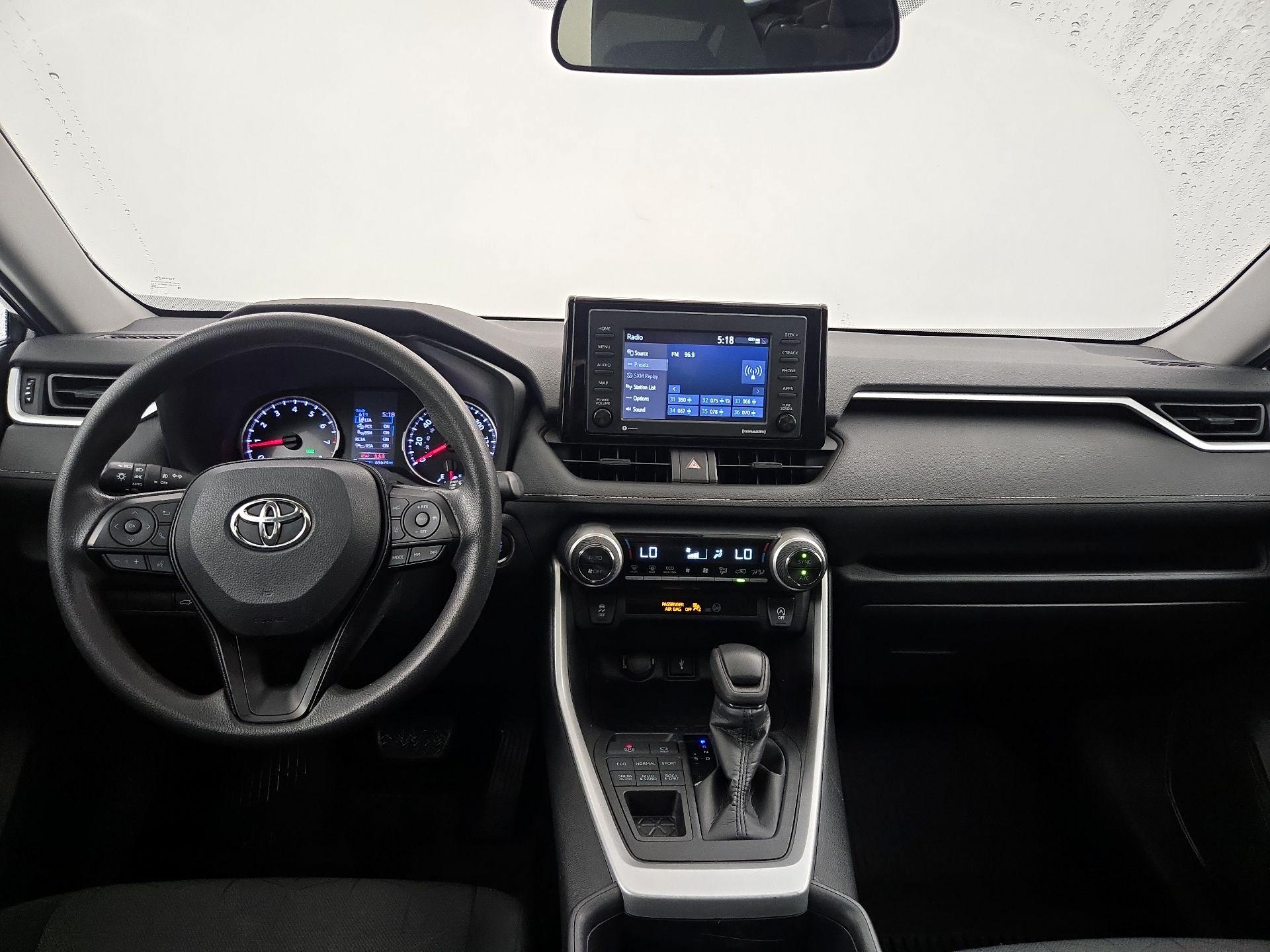 Thumbnail: 2020 Toyota RAV4 - 9