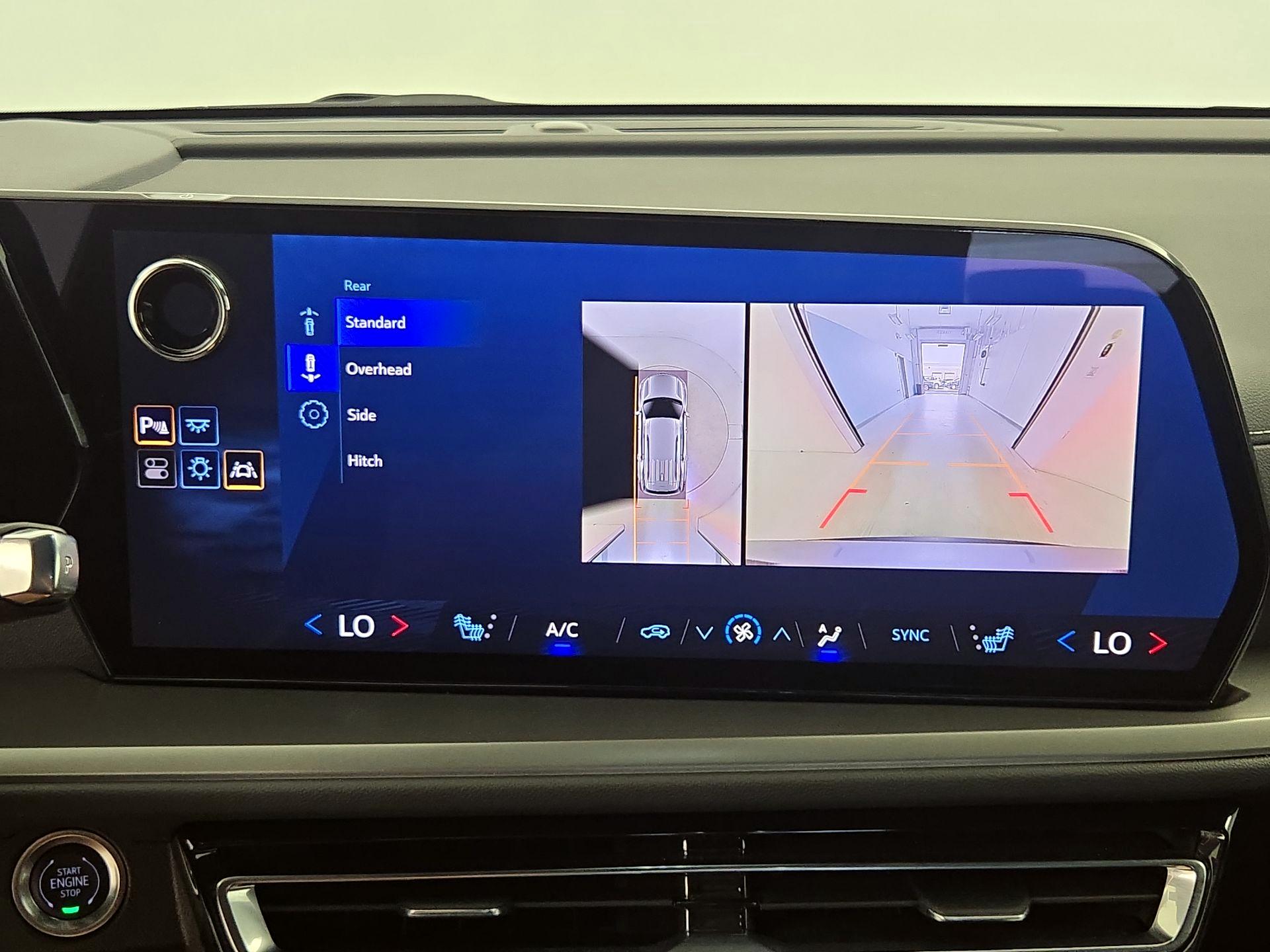 Thumbnail: 2025 Chevrolet Traverse - 15