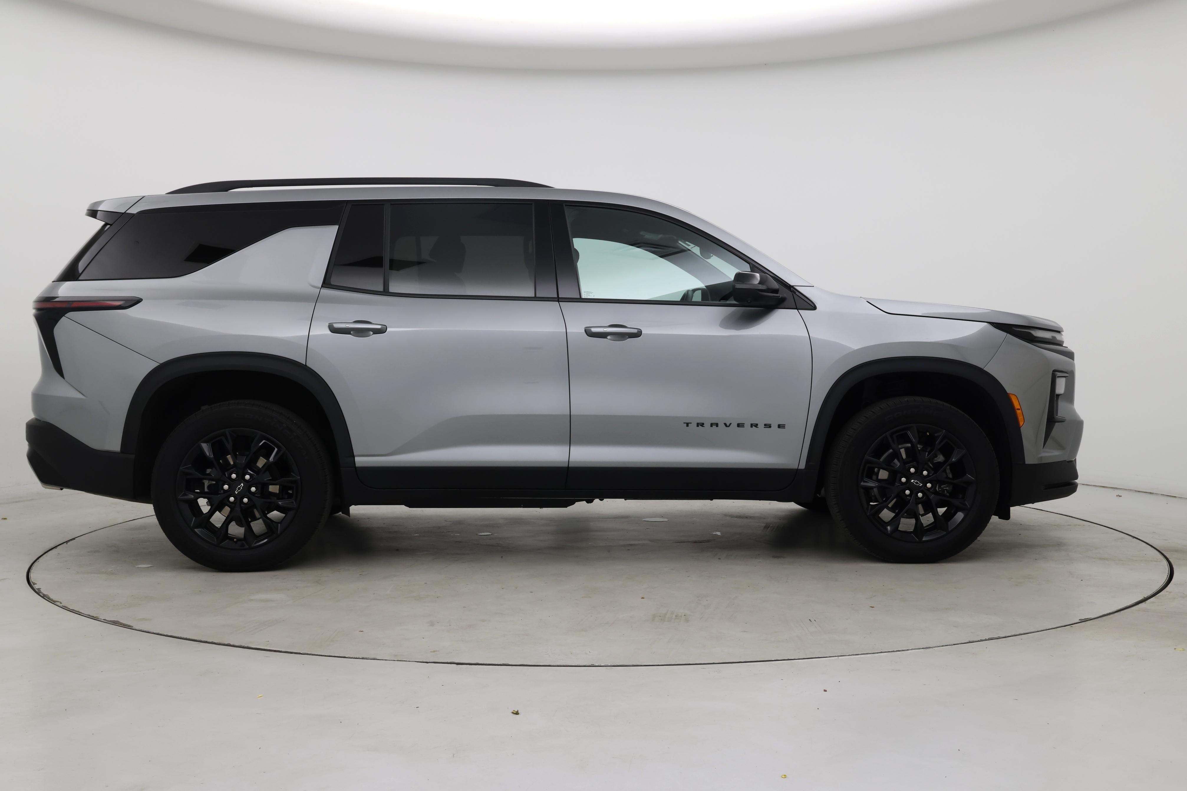 Thumbnail: 2025 Chevrolet Traverse - 7