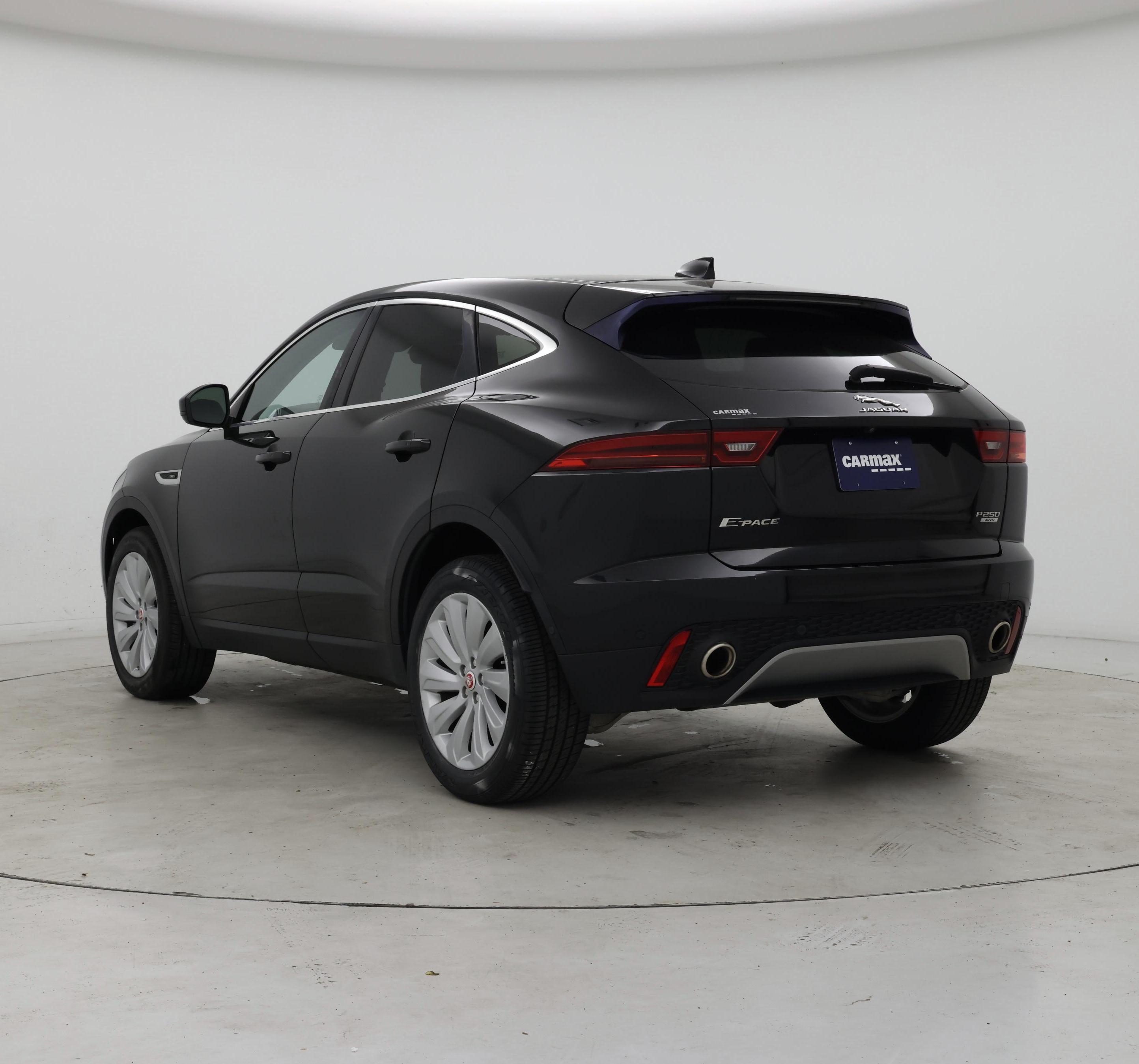 Thumbnail: 2018 Jaguar E-Pace - 2