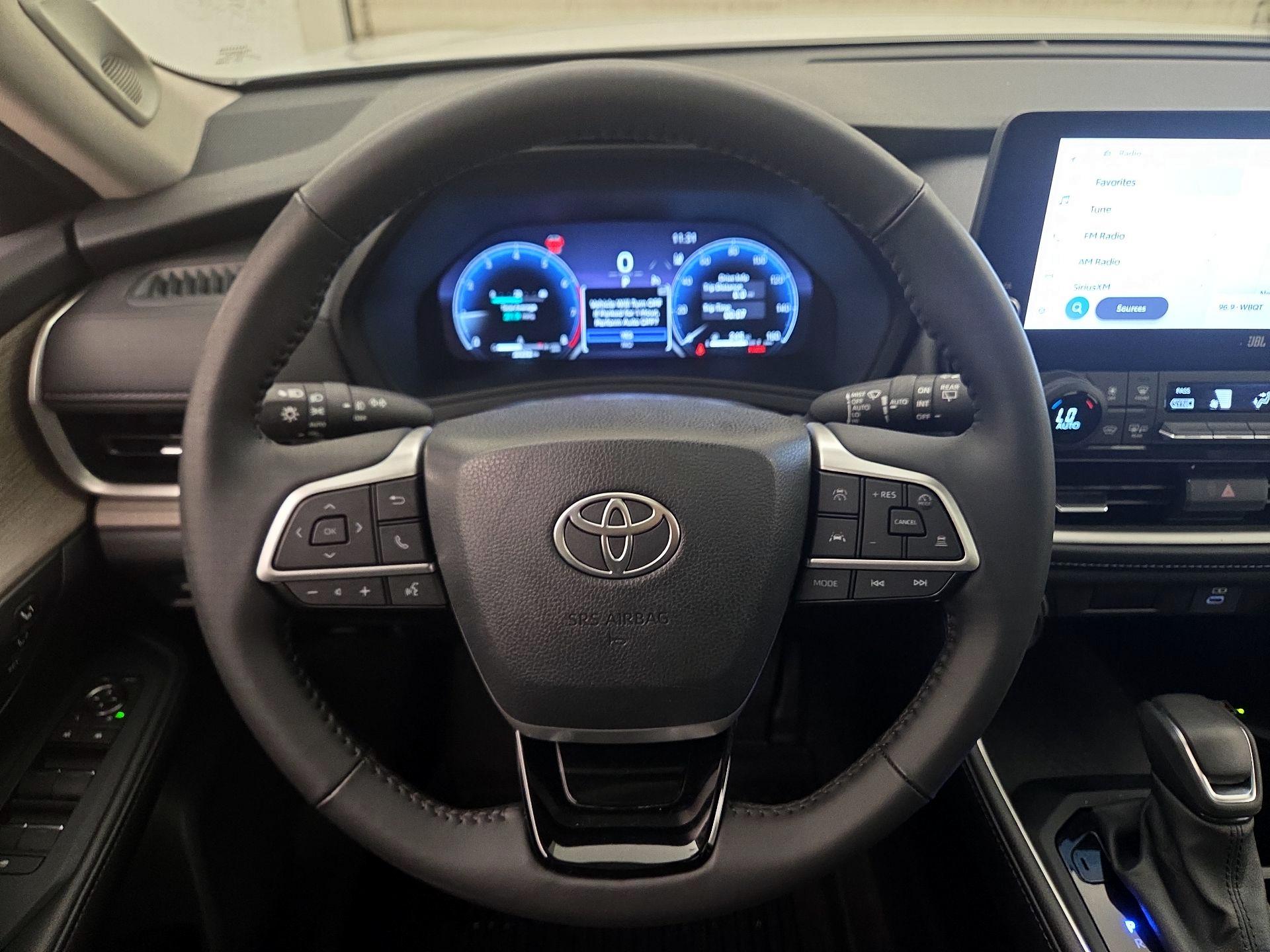 Thumbnail: 2025 Toyota Grand Highlander - 10