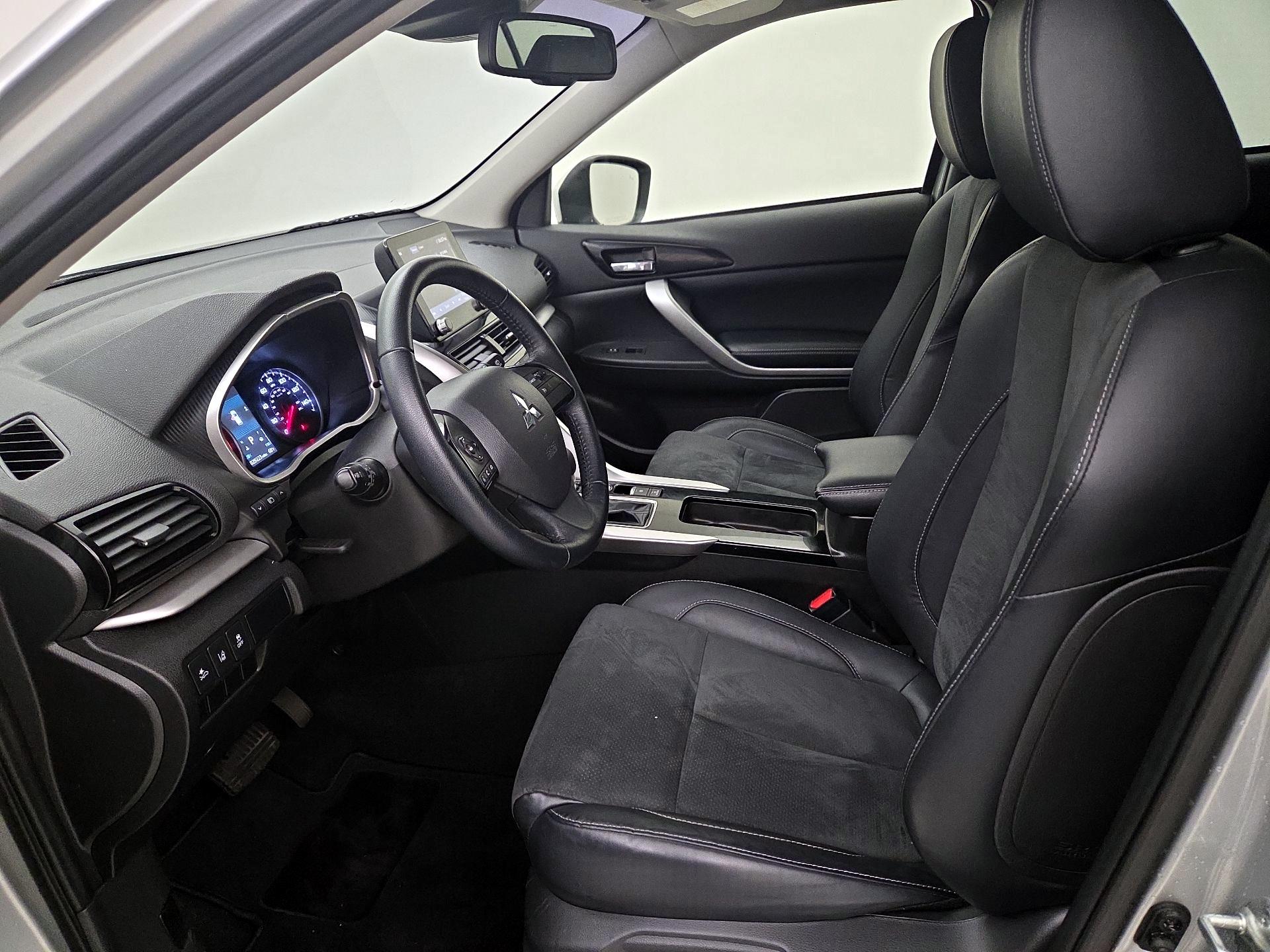 Thumbnail: 2023 Mitsubishi Eclipse Cross - 11