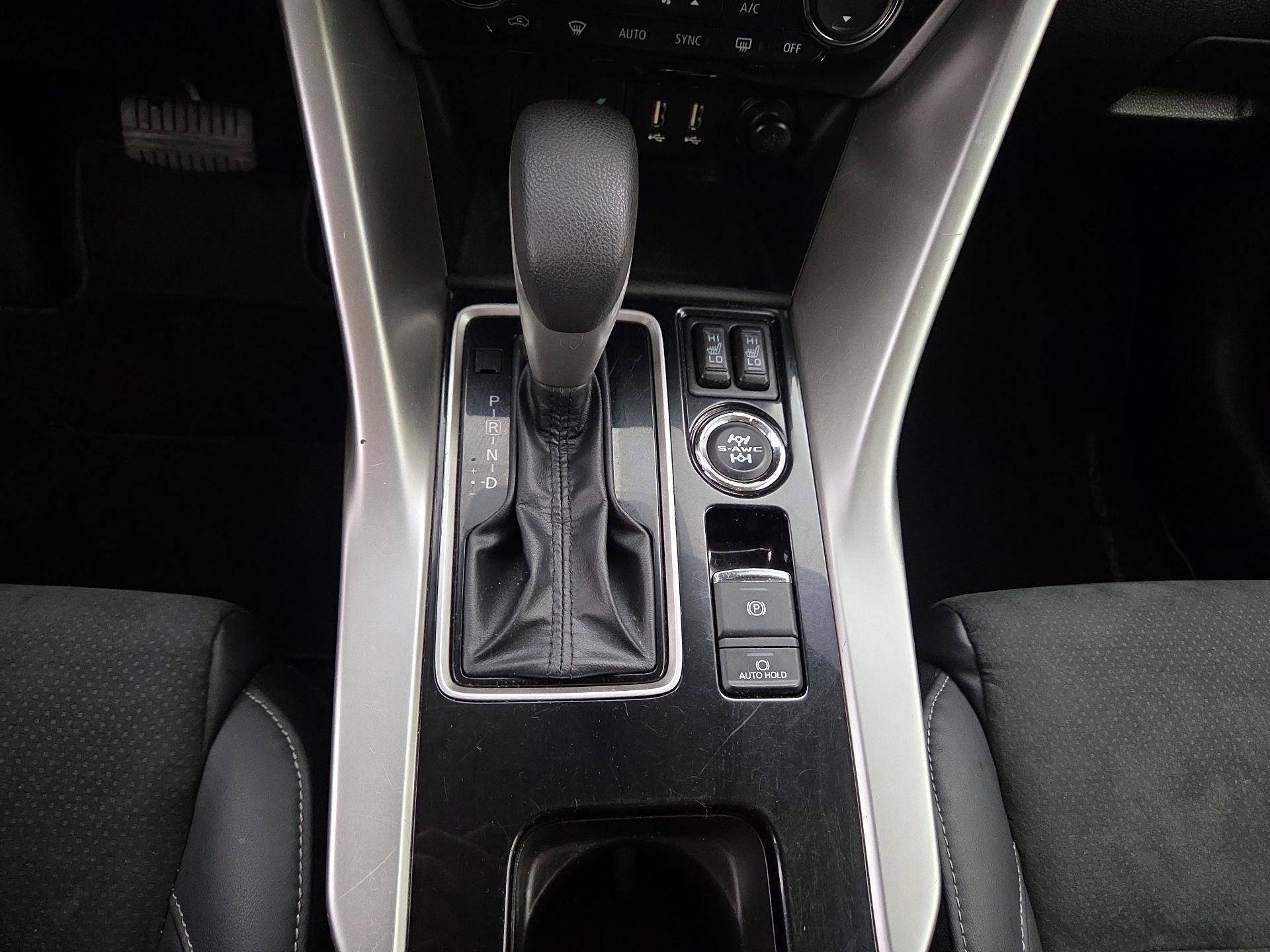Thumbnail: 2023 Mitsubishi Eclipse Cross - 17