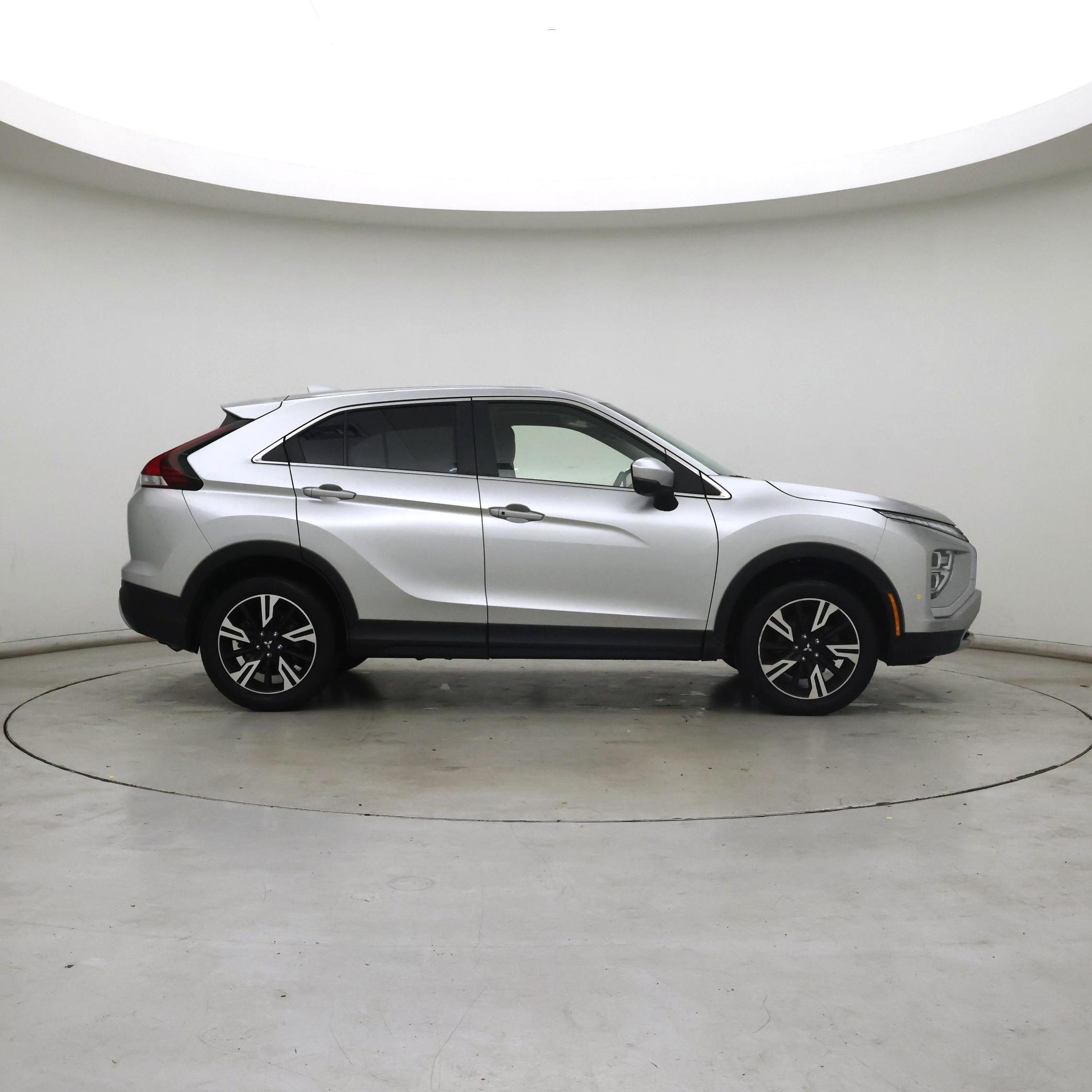 Thumbnail: 2023 Mitsubishi Eclipse Cross - 7