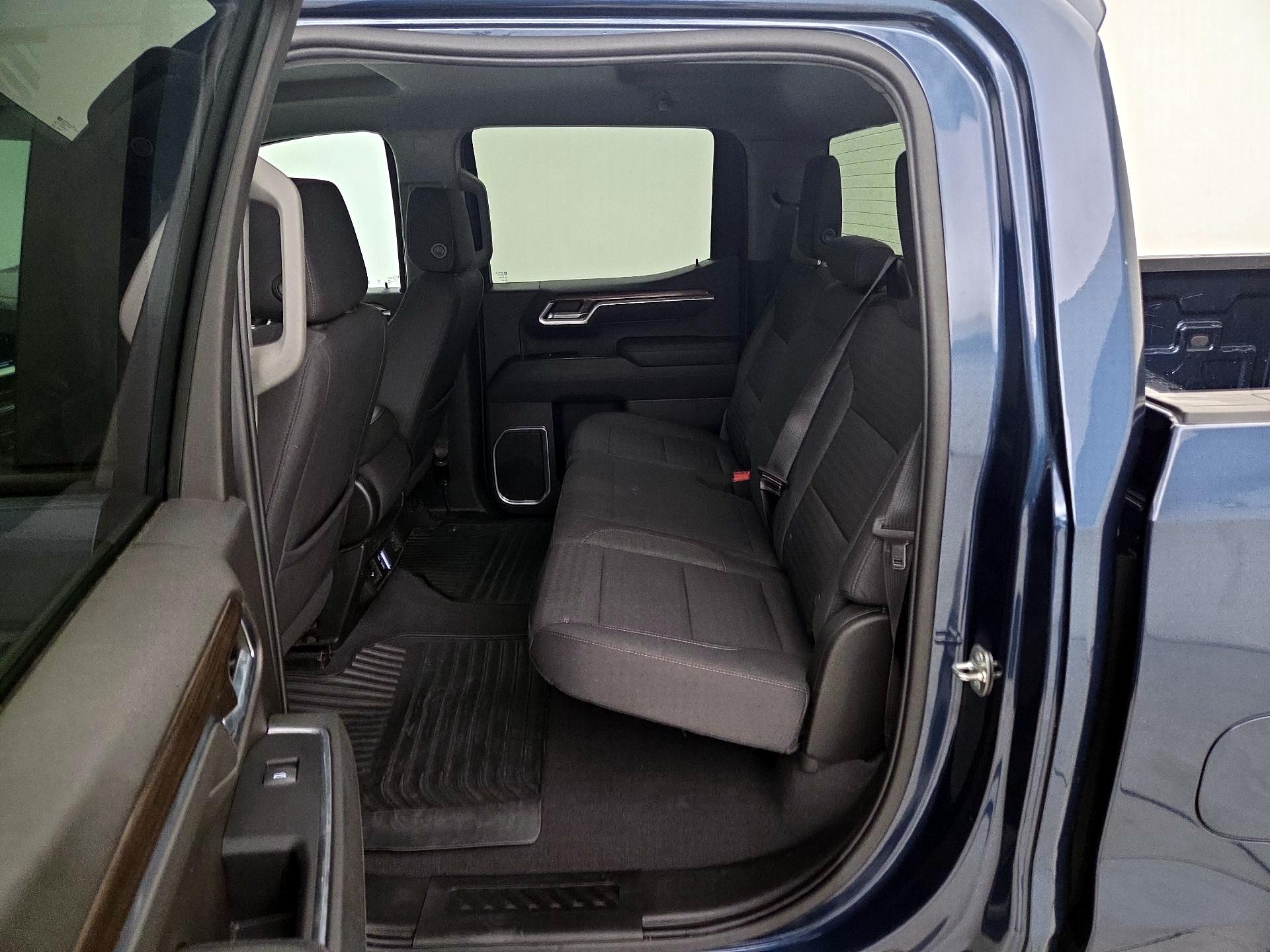 Thumbnail: 2022 Chevrolet Silverado 1500 - 19
