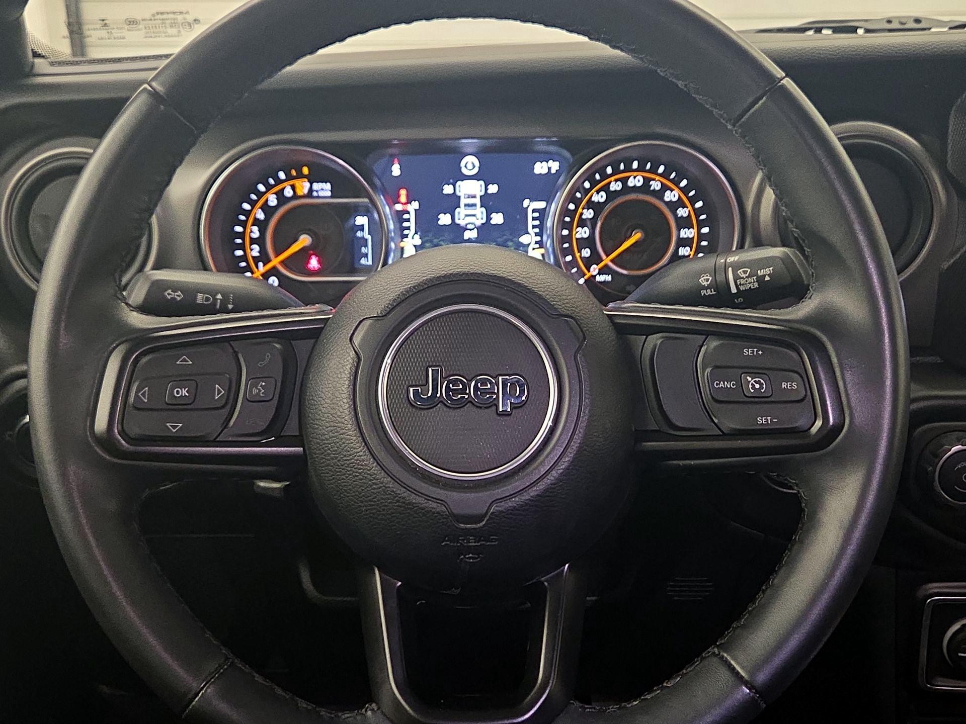 Thumbnail: 2022 Jeep Wrangler - 10