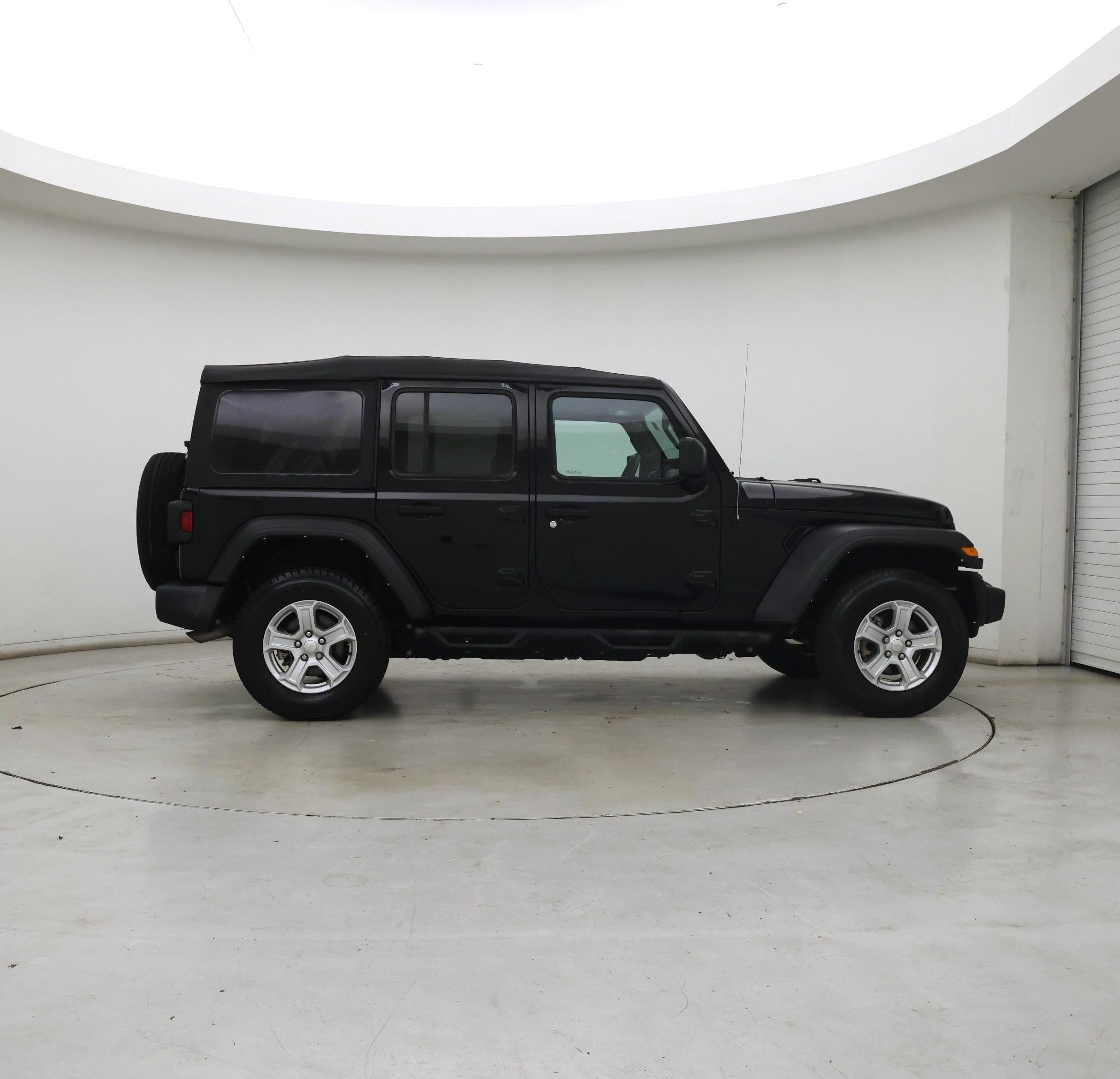 Thumbnail: 2022 Jeep Wrangler - 7
