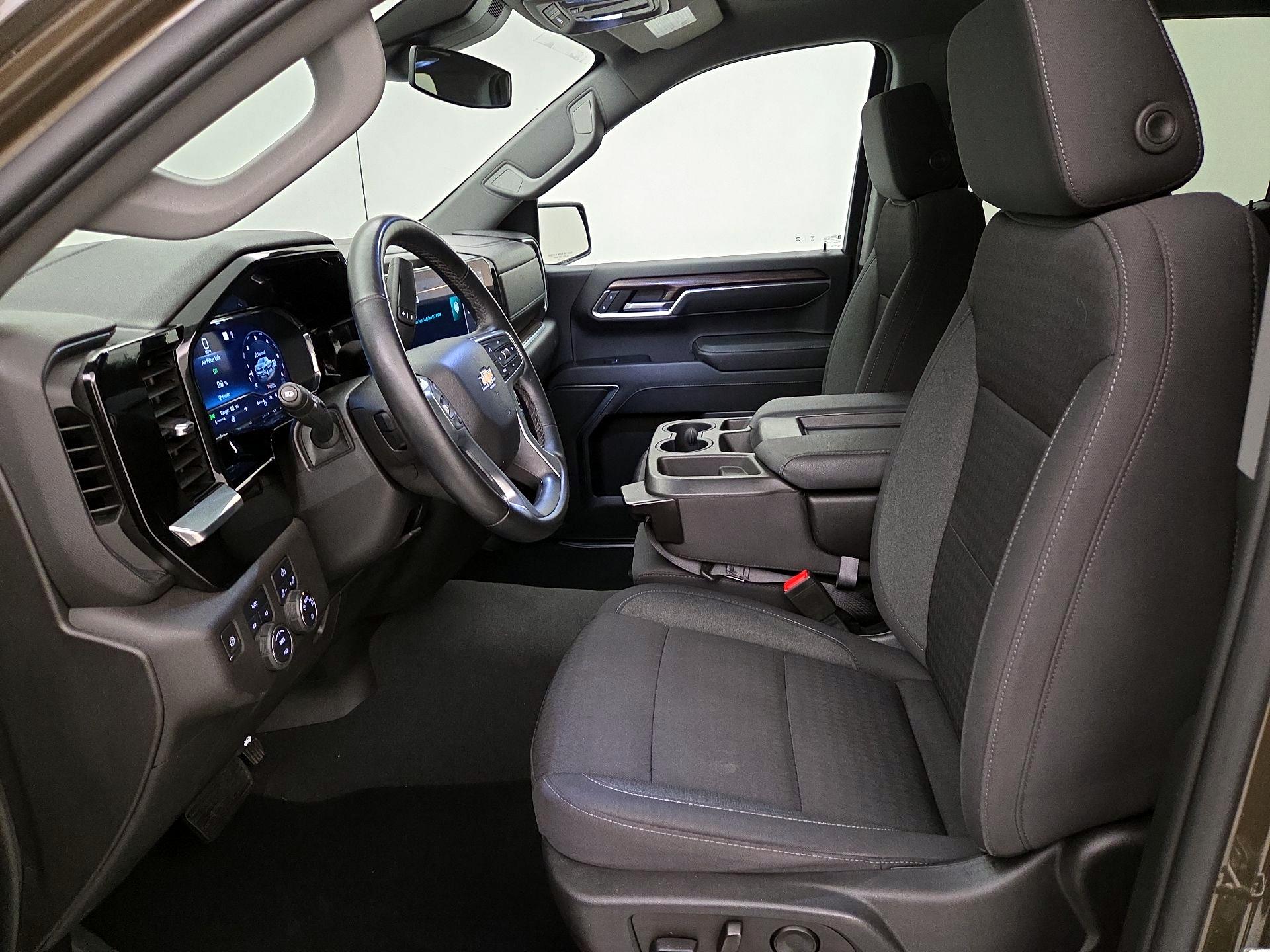 Thumbnail: 2023 Chevrolet Silverado 1500 - 11