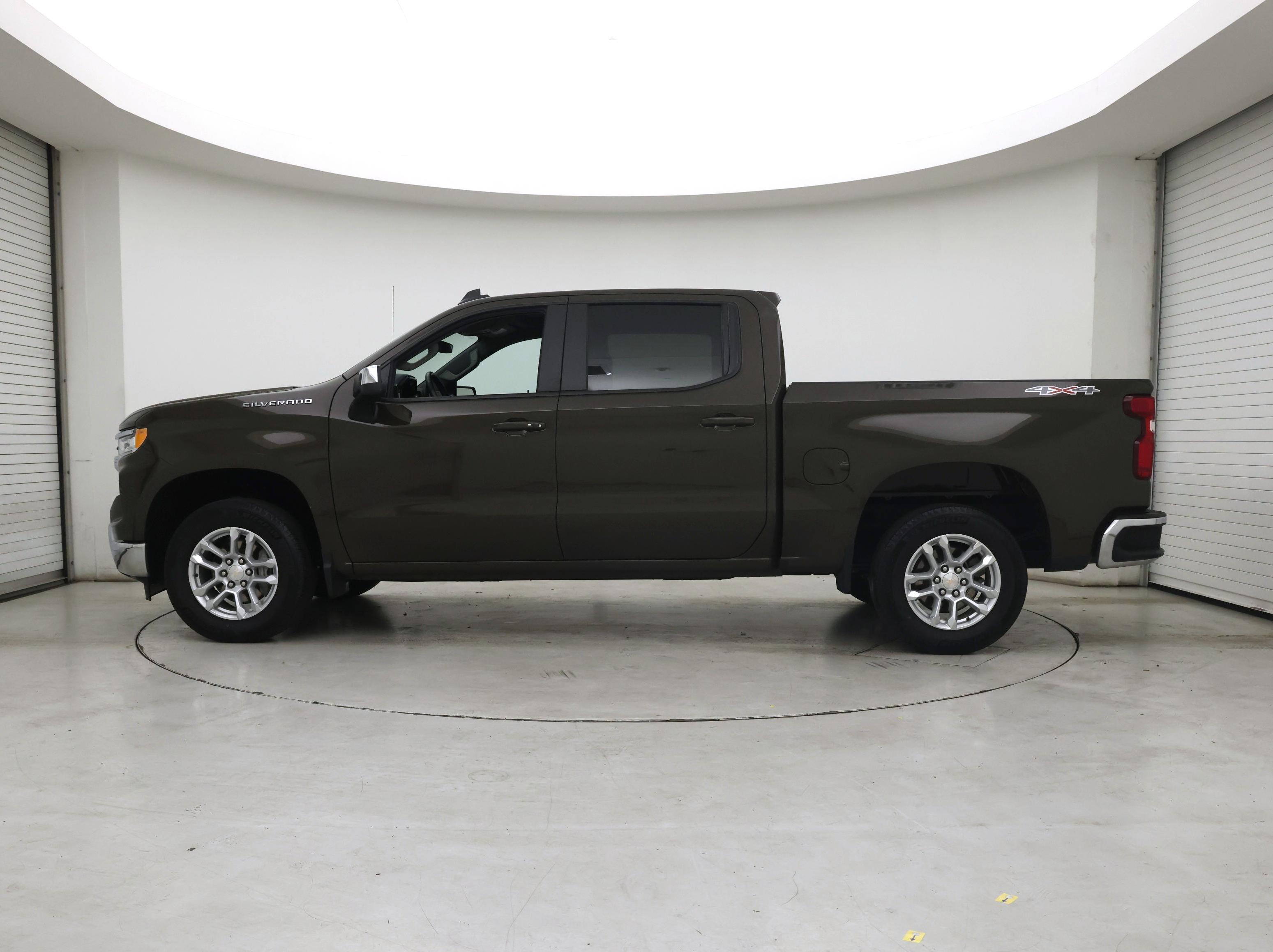 Thumbnail: 2023 Chevrolet Silverado 1500 - 3