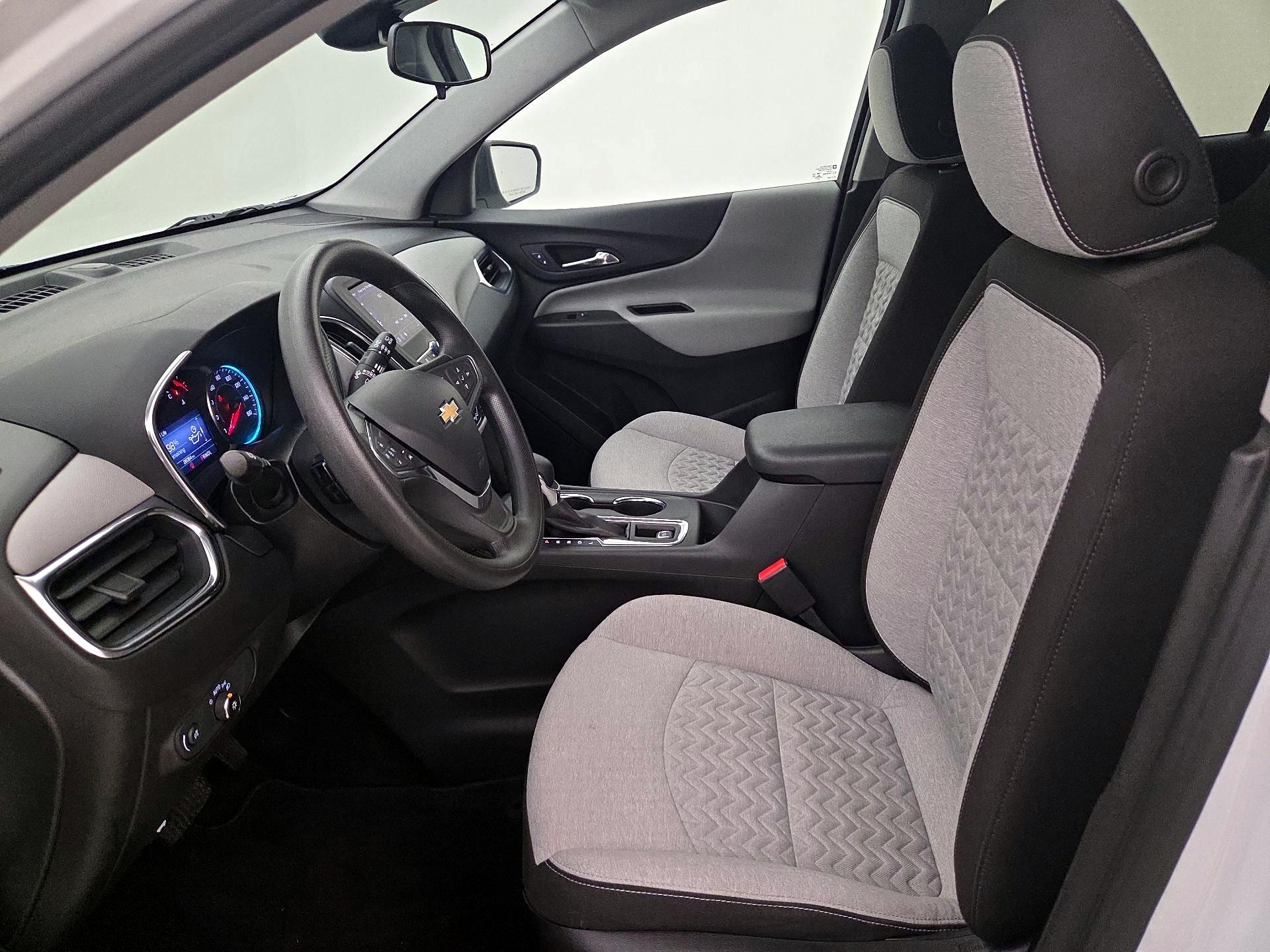 Thumbnail: 2022 Chevrolet Equinox - 11
