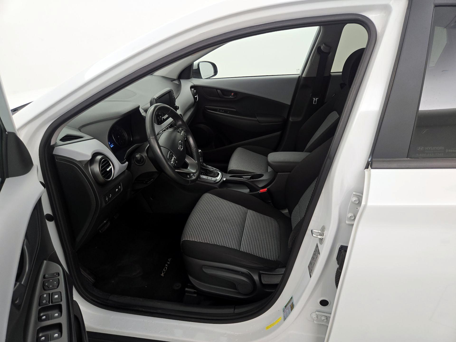 Thumbnail: 2020 Hyundai Kona - 11