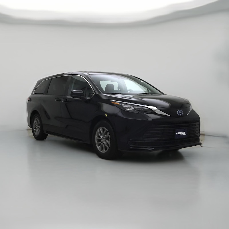 2024 Toyota Sienna Hybrid LE