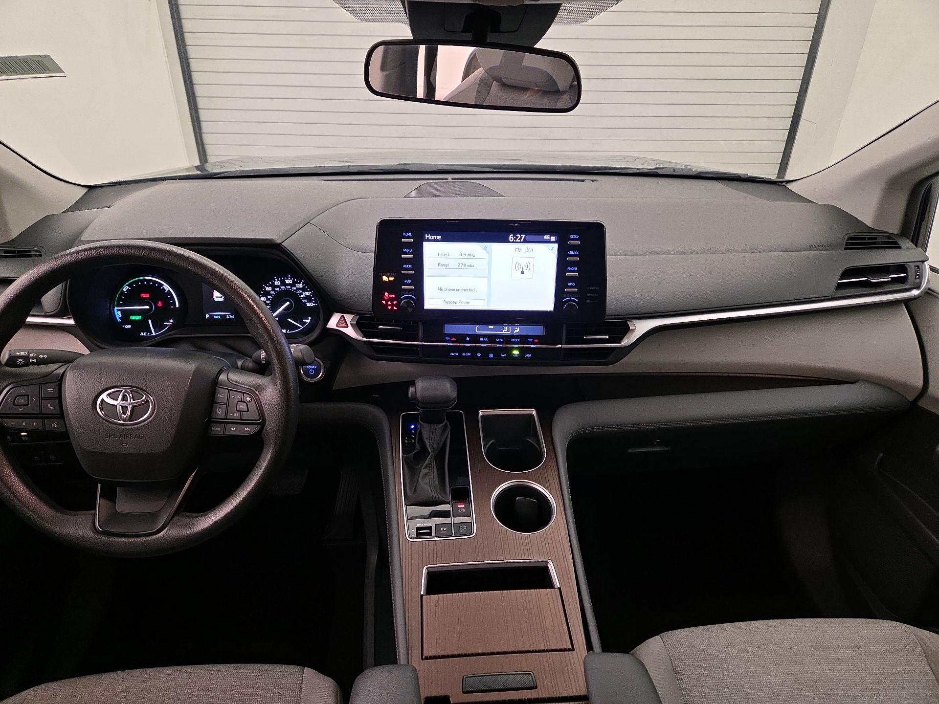 Thumbnail: 2024 Toyota Sienna - 9