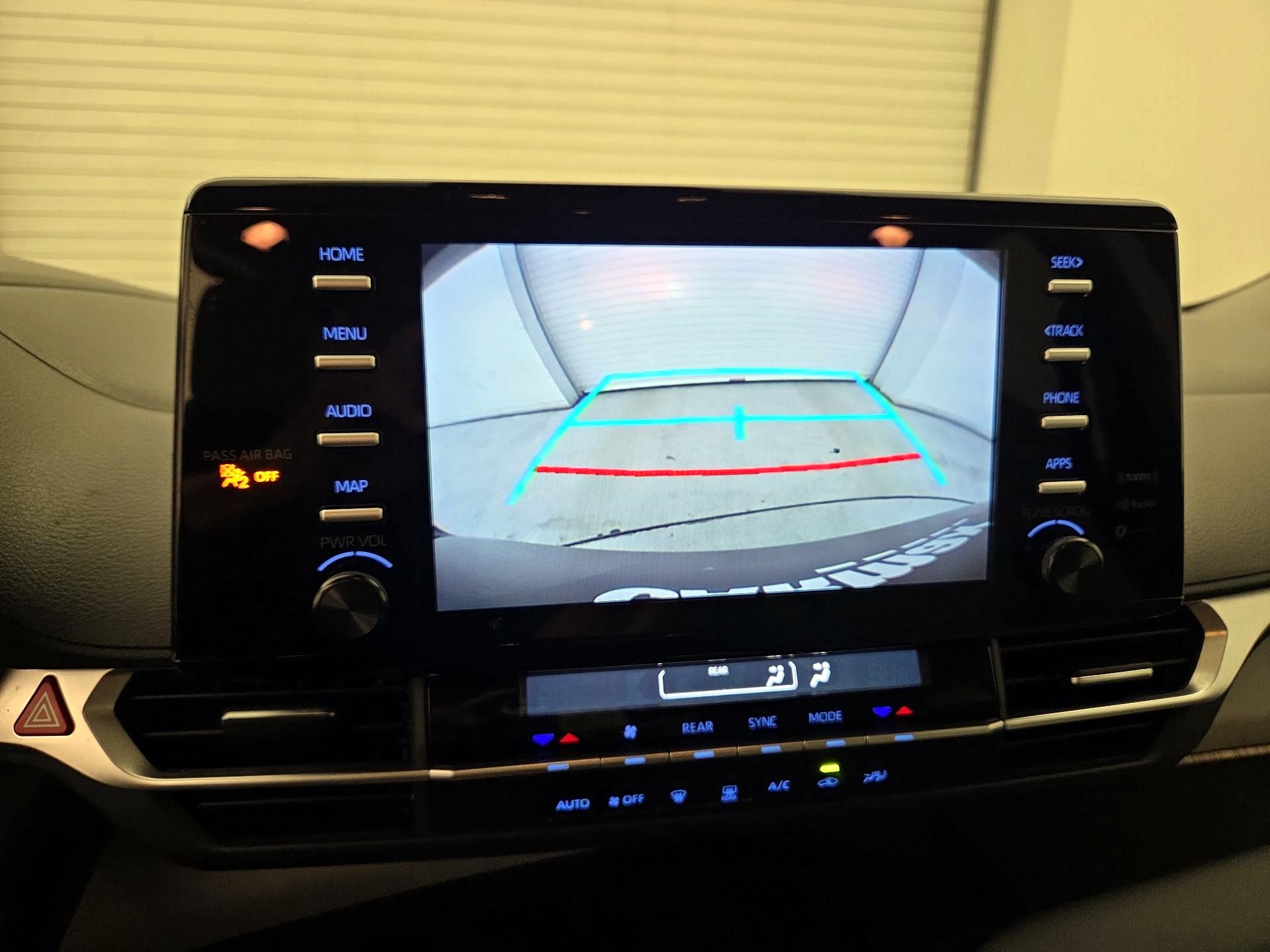 Thumbnail: 2024 Toyota Sienna - 14