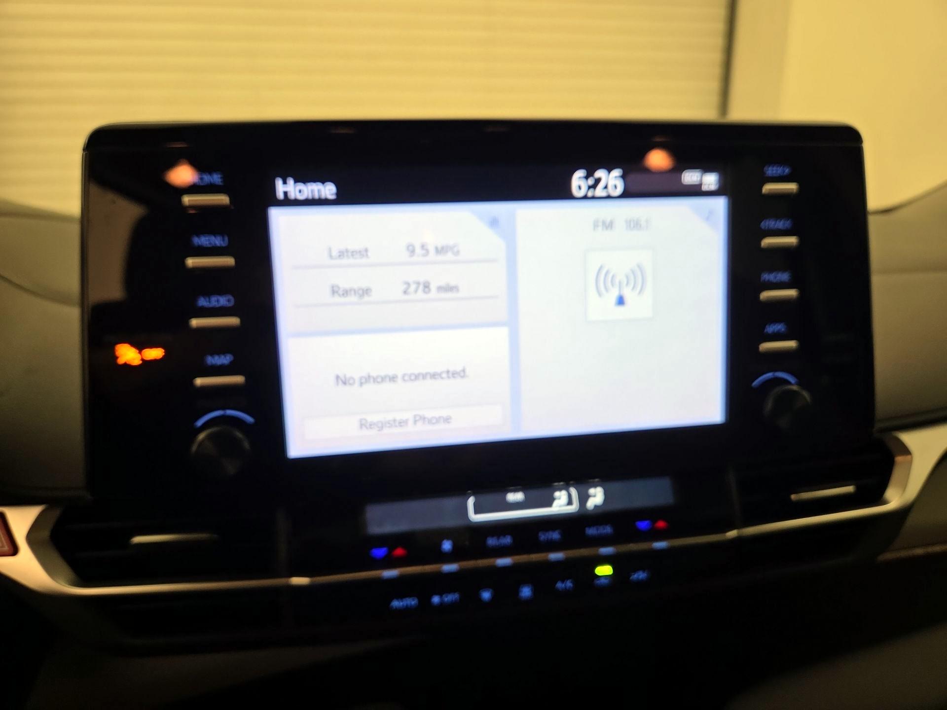 Thumbnail: 2024 Toyota Sienna - 15