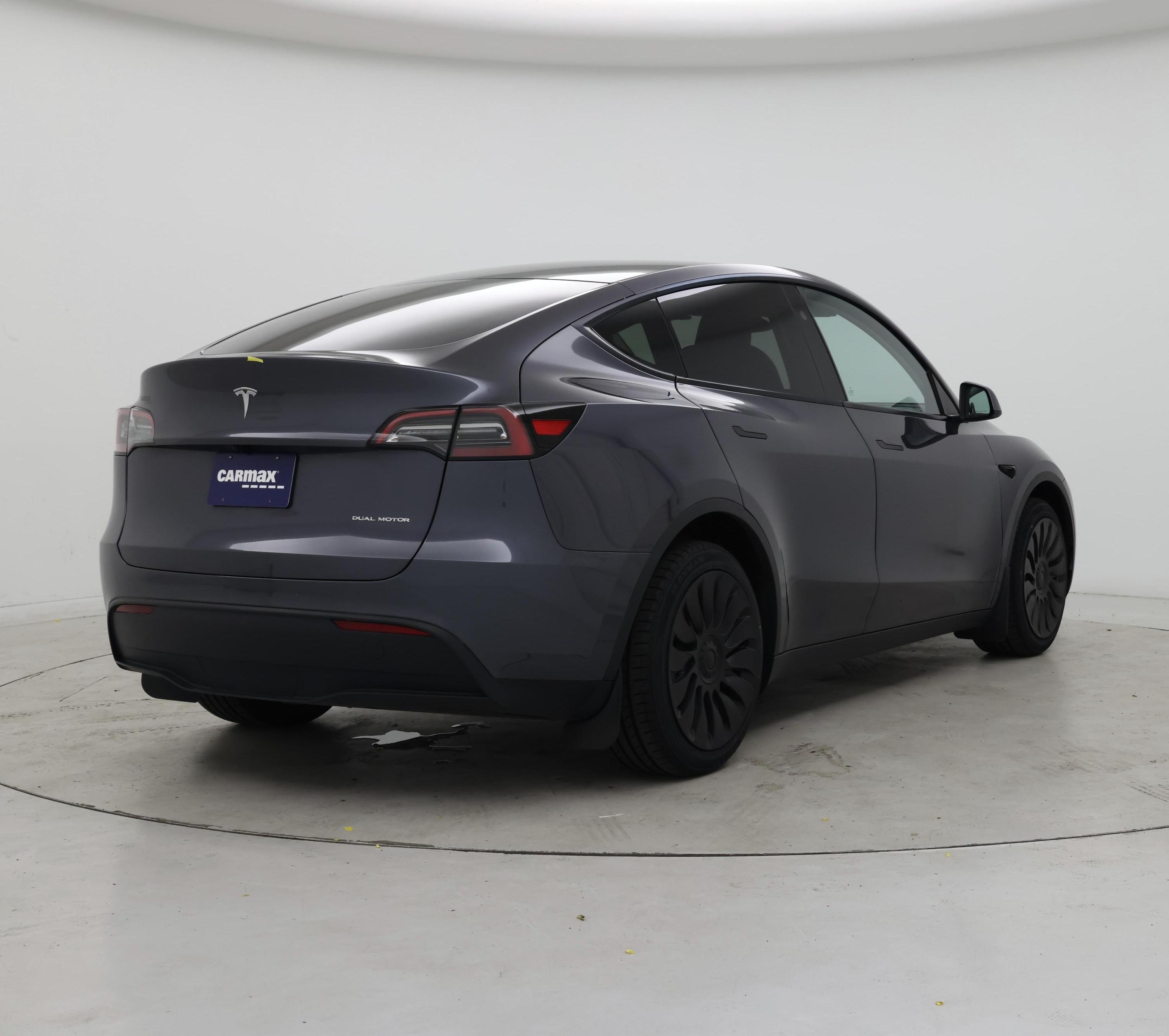 Thumbnail: 2023 Tesla Model Y - 8